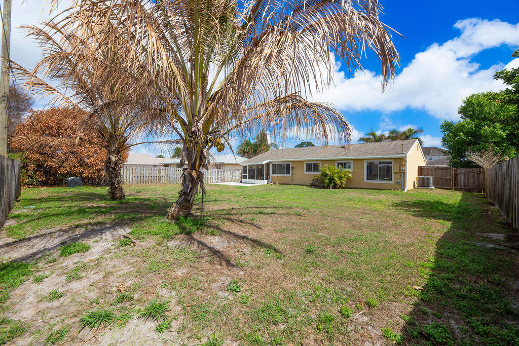 PORT ST LUCIE SECTION 18 - Residential