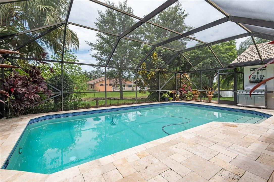 Pine Ridge 112-37 B - Residential