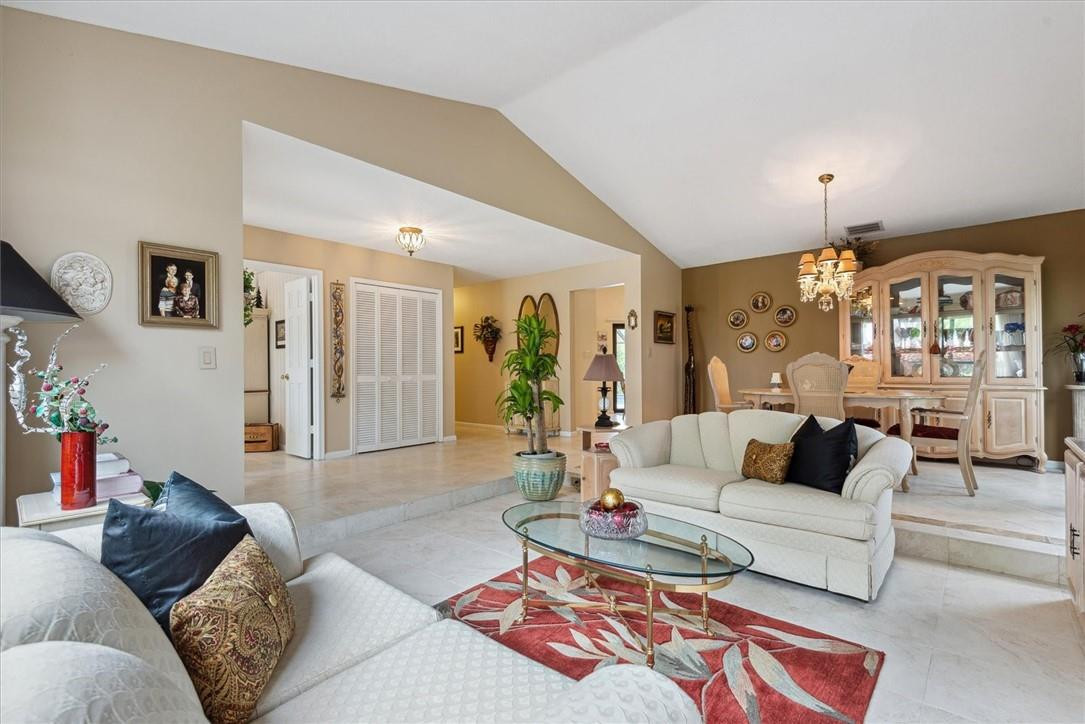 Pine Ridge 112-37 B - Residential