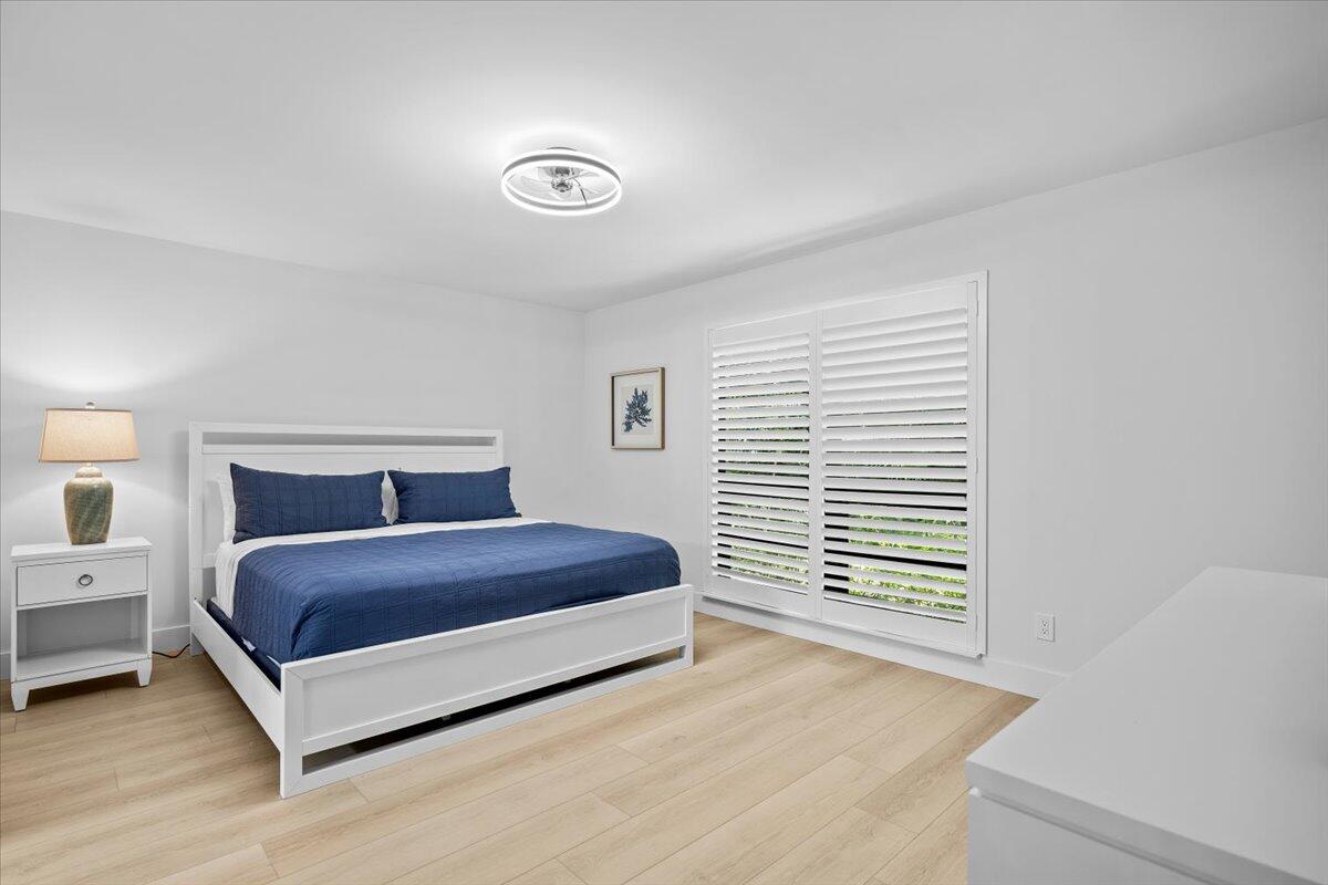 GOLF VILLAS - Residential