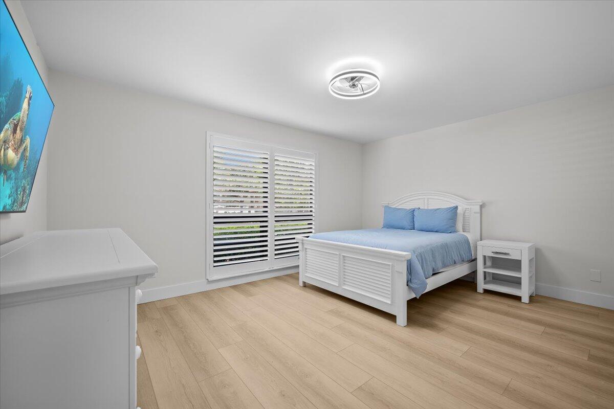 GOLF VILLAS - Residential