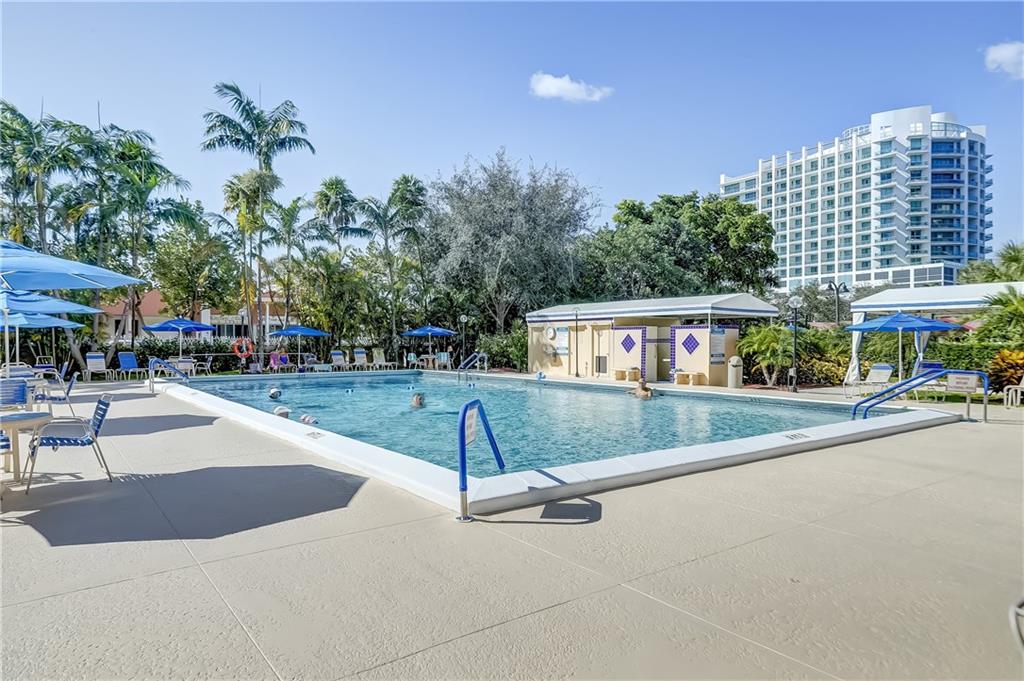 Coral Ridge Towers - Residential
