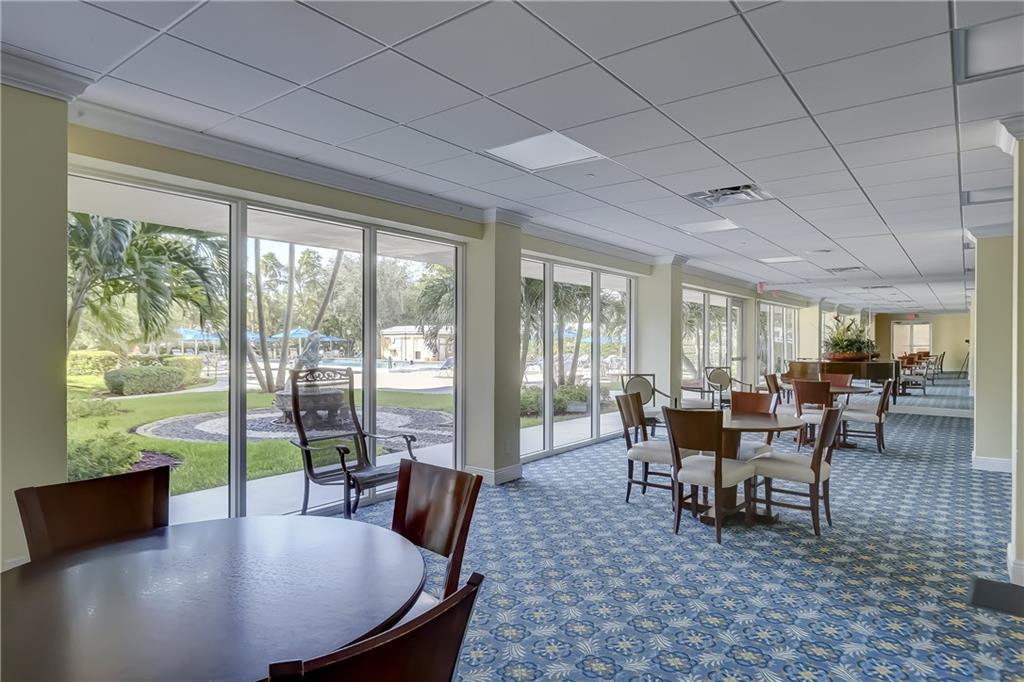Coral Ridge Towers - Residential