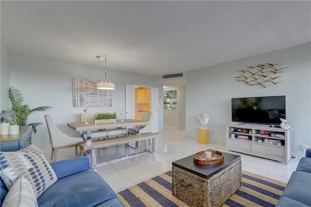 Coral Ridge Towers - Residential