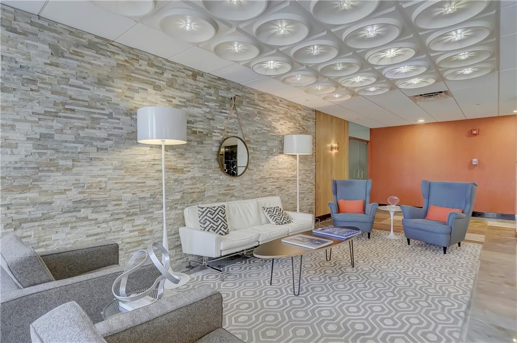 Coral Ridge Towers - Residential