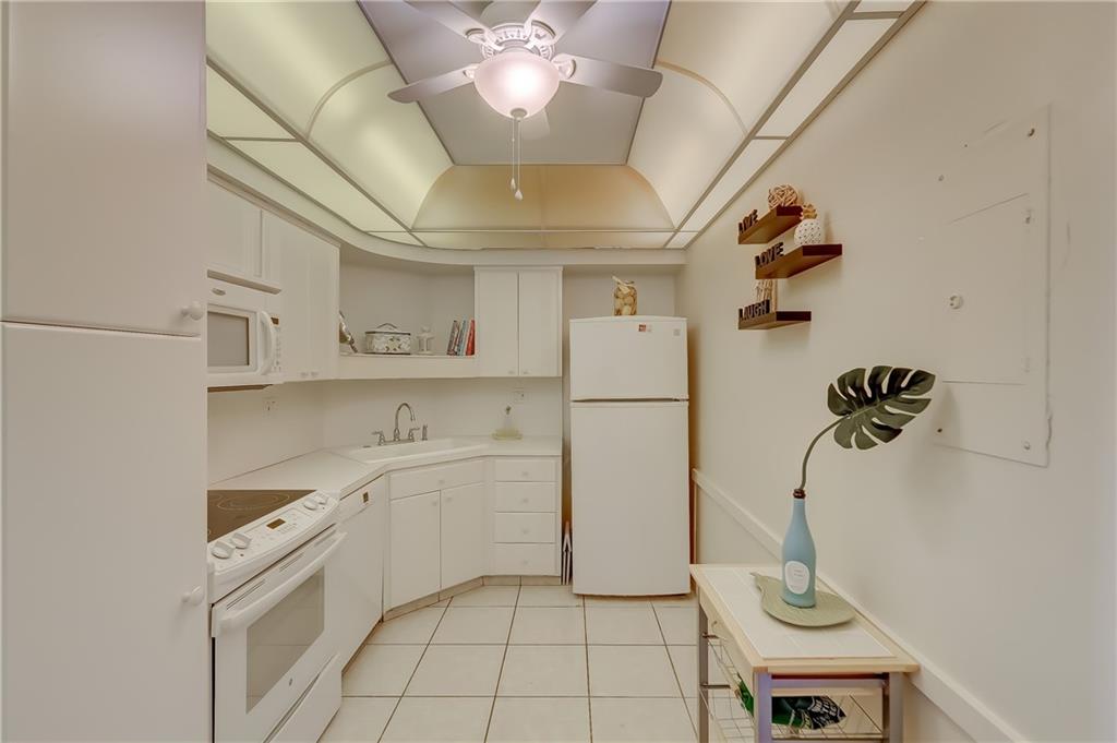 Coral Ridge Towers - Residential