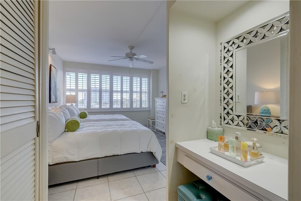 Coral Ridge Towers - Residential