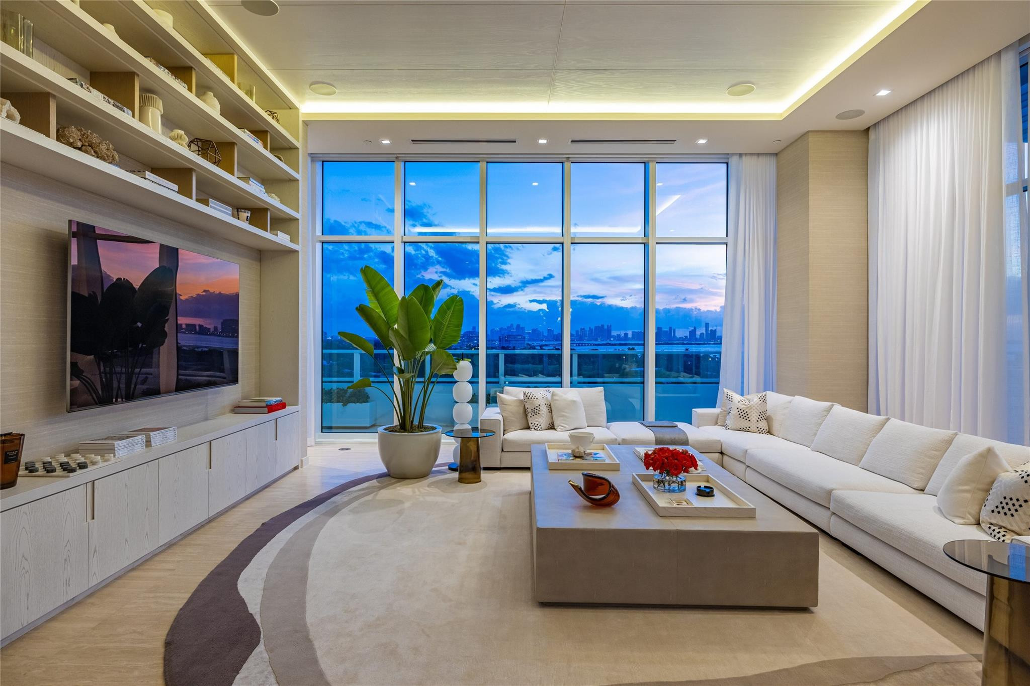Ritz Carlton Residences - Residential