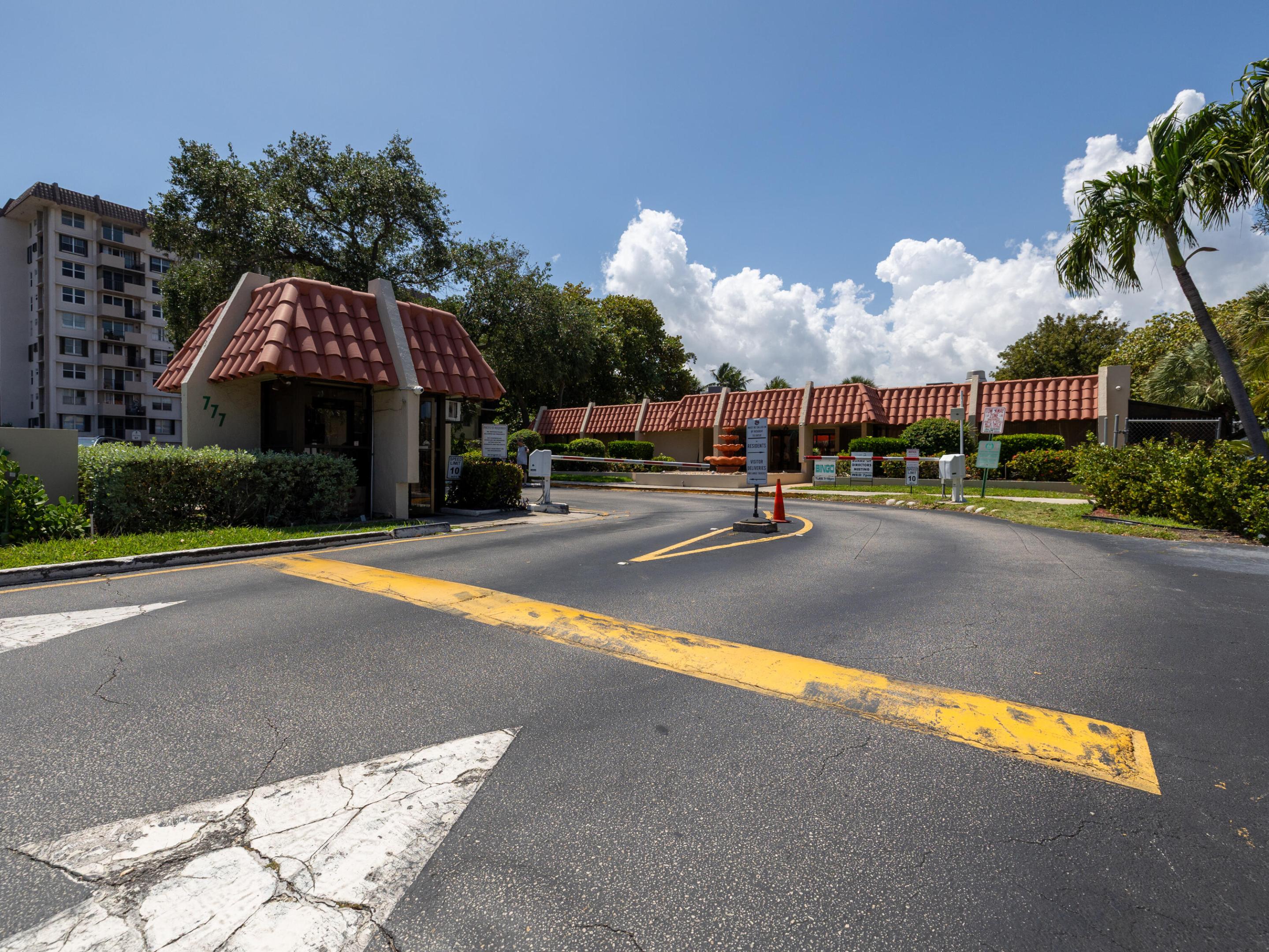 ISLAND CLUB THREE CONDO - Residential Lease