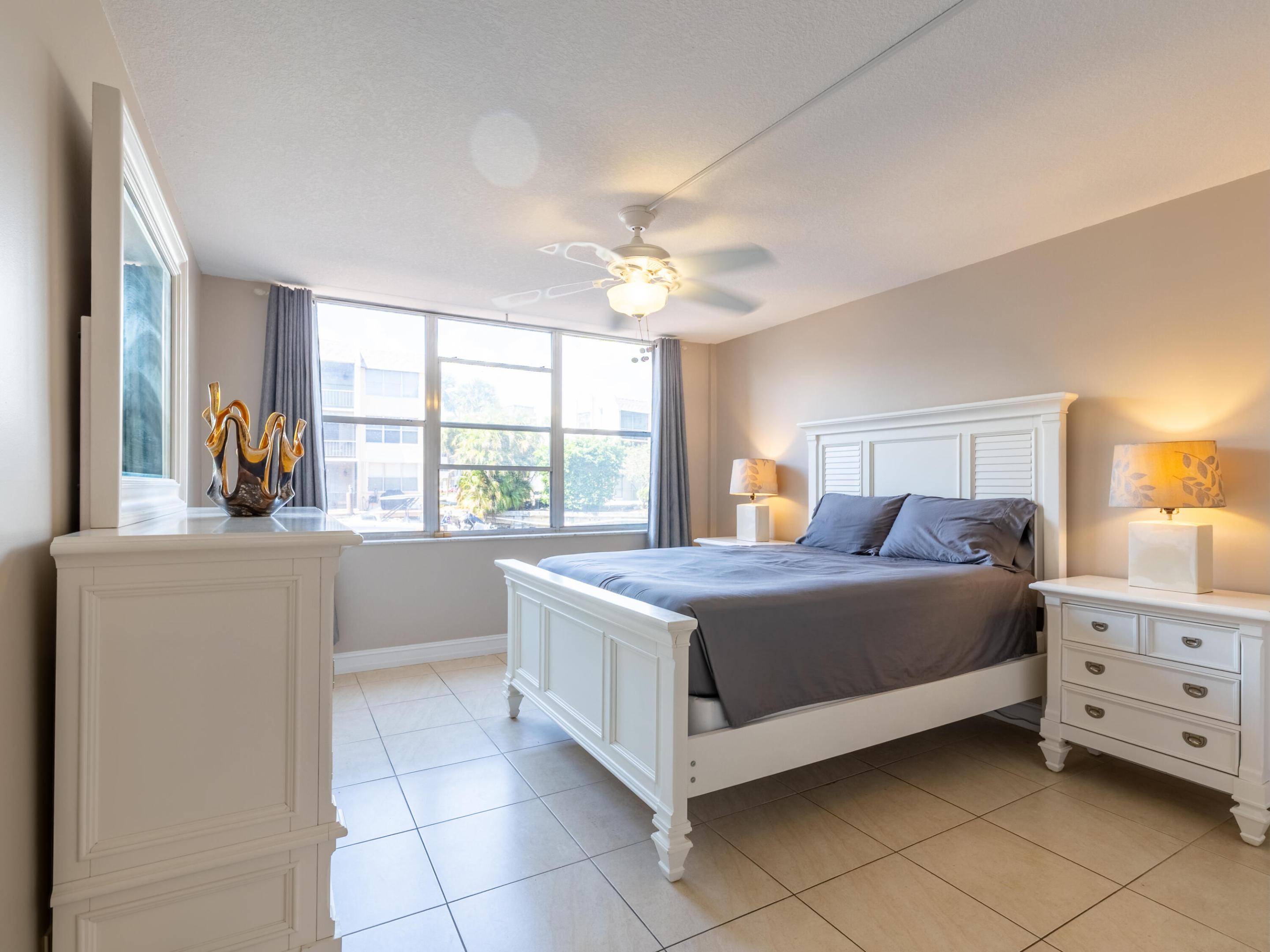 ISLAND CLUB THREE CONDO - Residential Lease