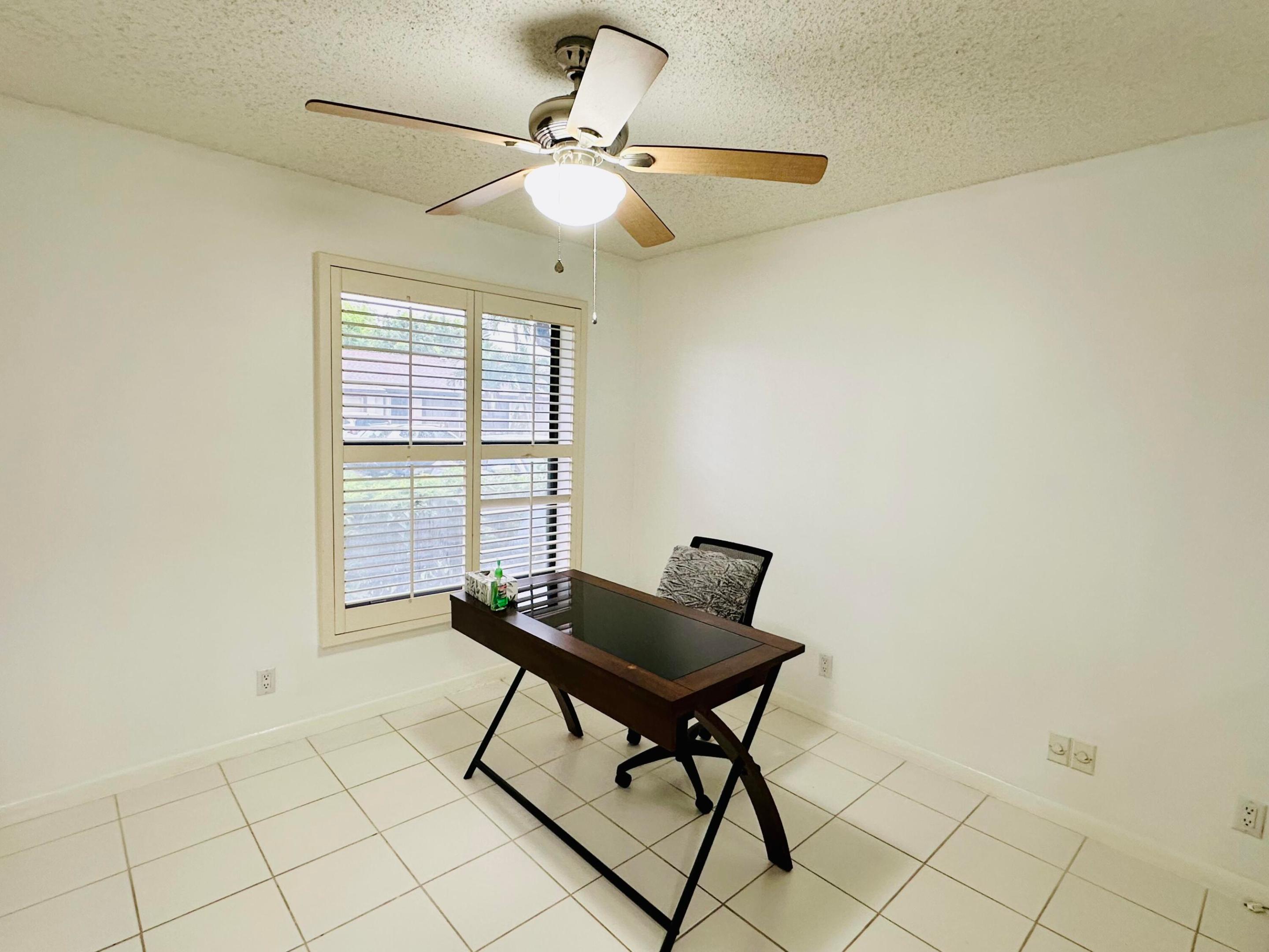 KINGS POINT 13 - Residential Lease