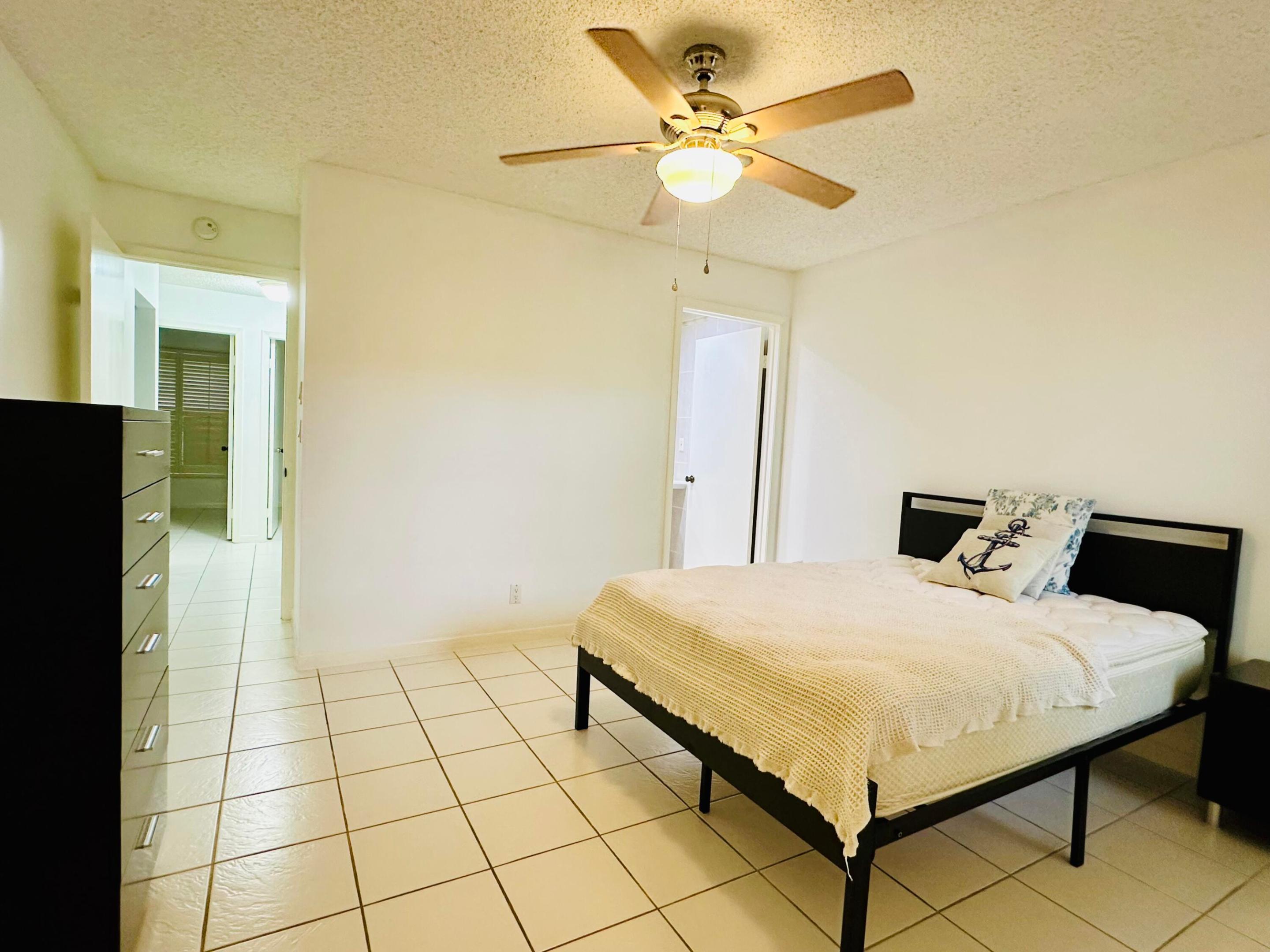 KINGS POINT 13 - Residential Lease