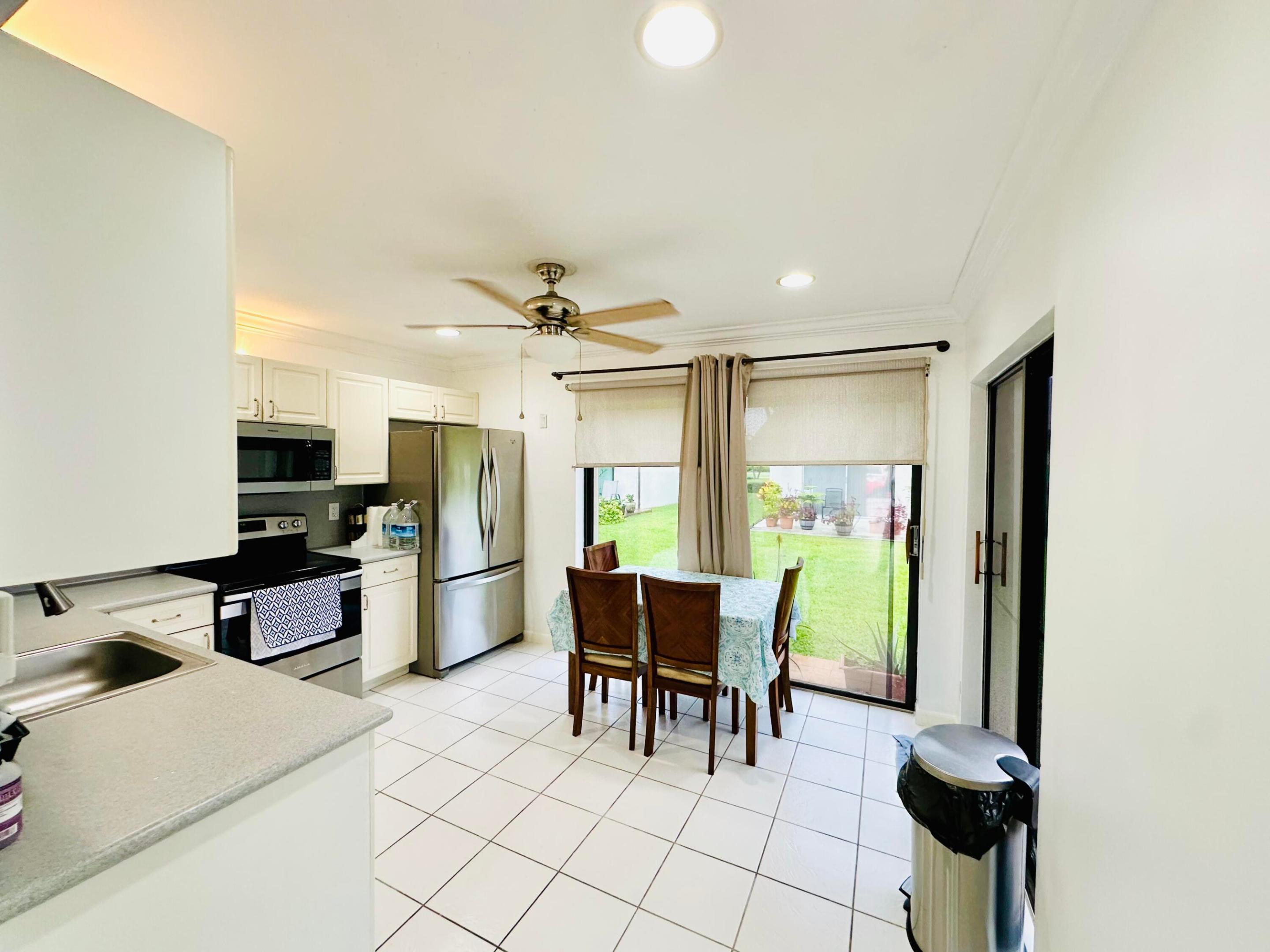 KINGS POINT 13 - Residential Lease