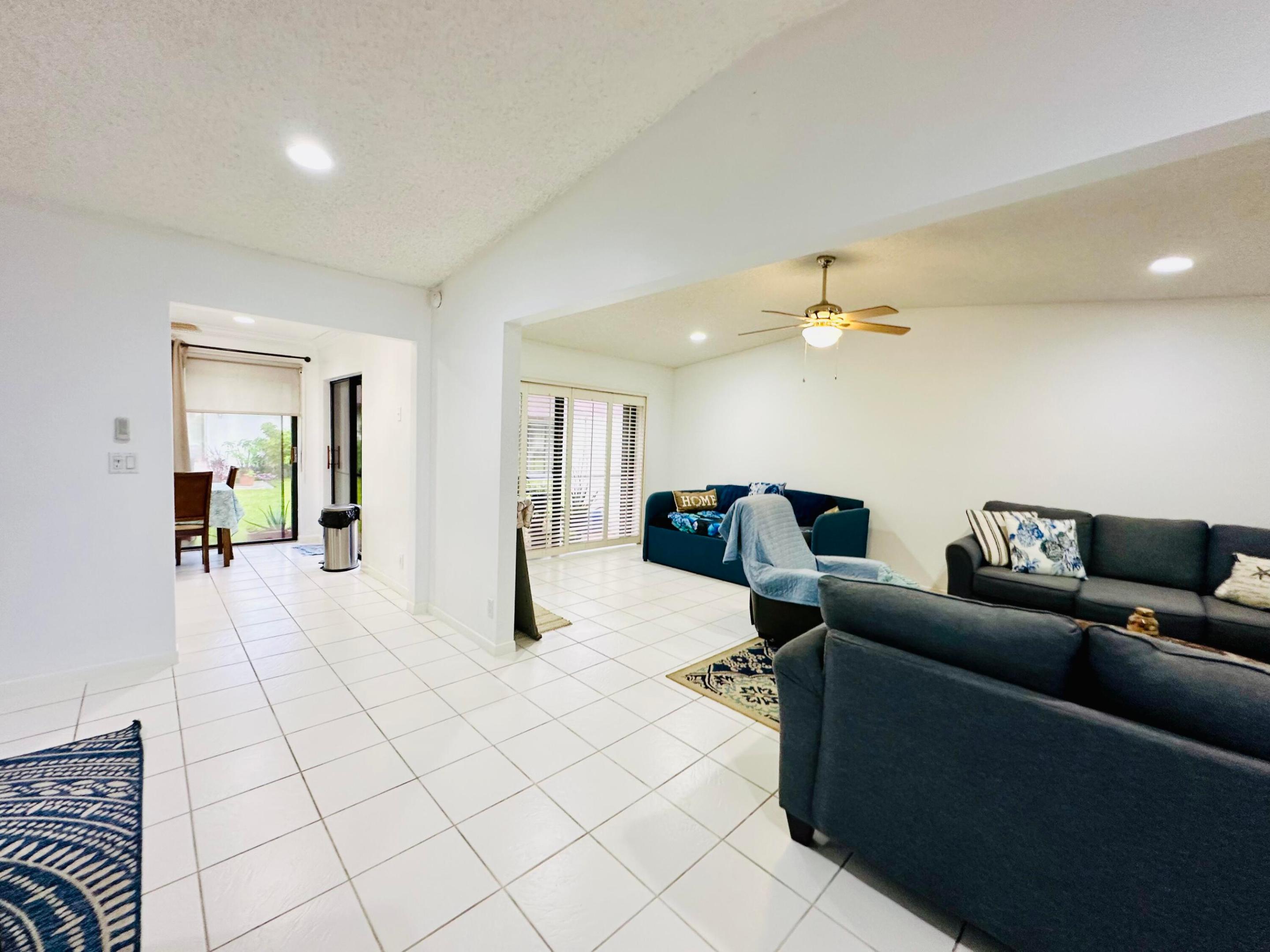 KINGS POINT 13 - Residential Lease