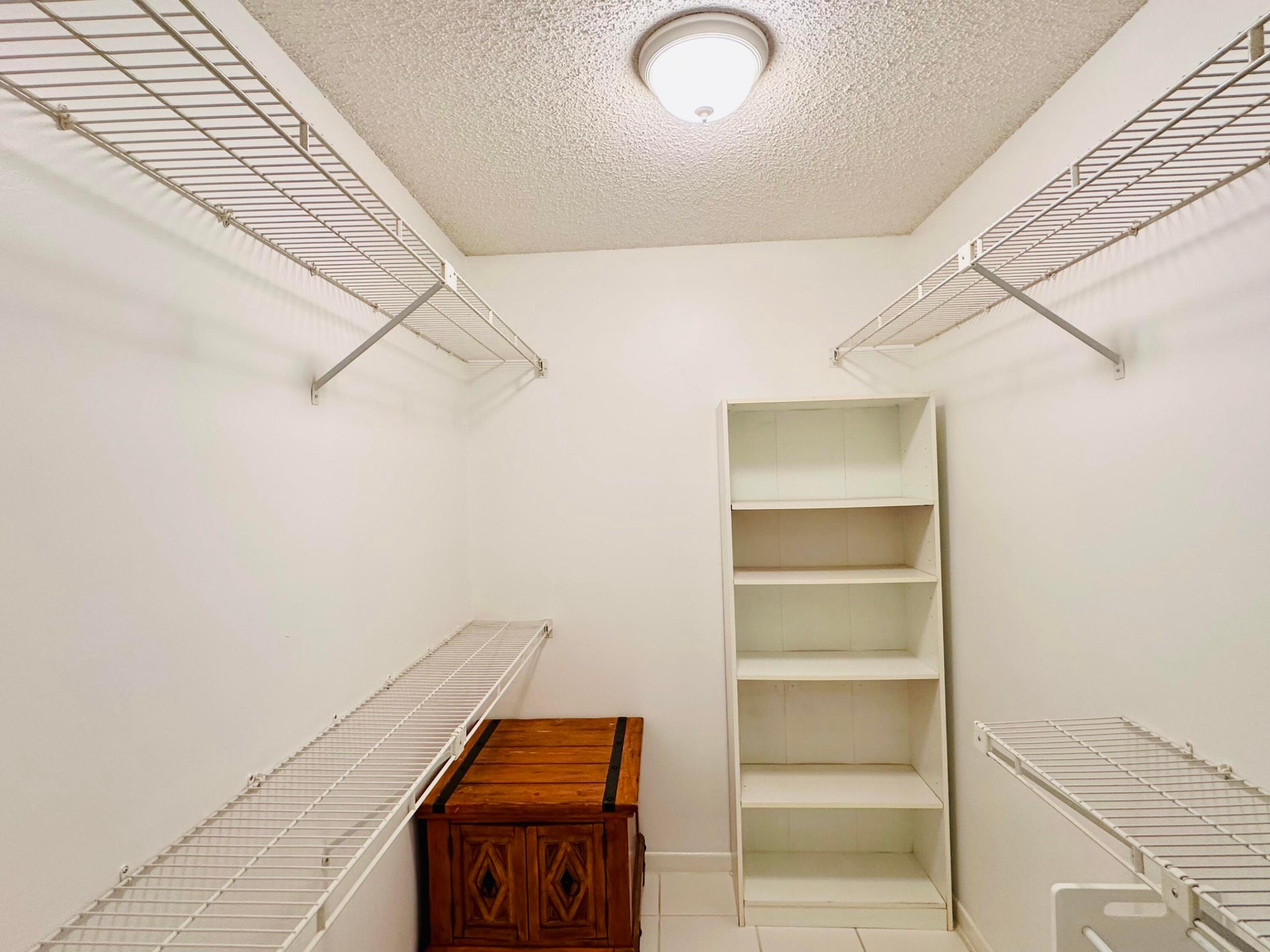 KINGS POINT 13 - Residential Lease