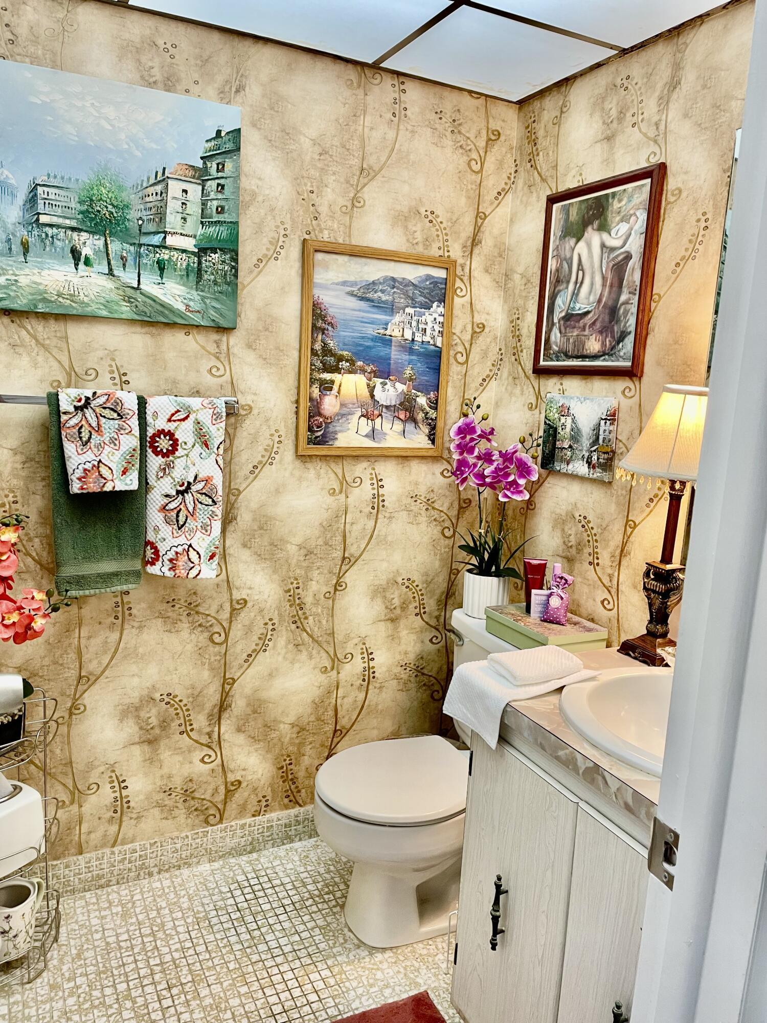KINGS POINT NORMANDY CONDOS - Residential Lease