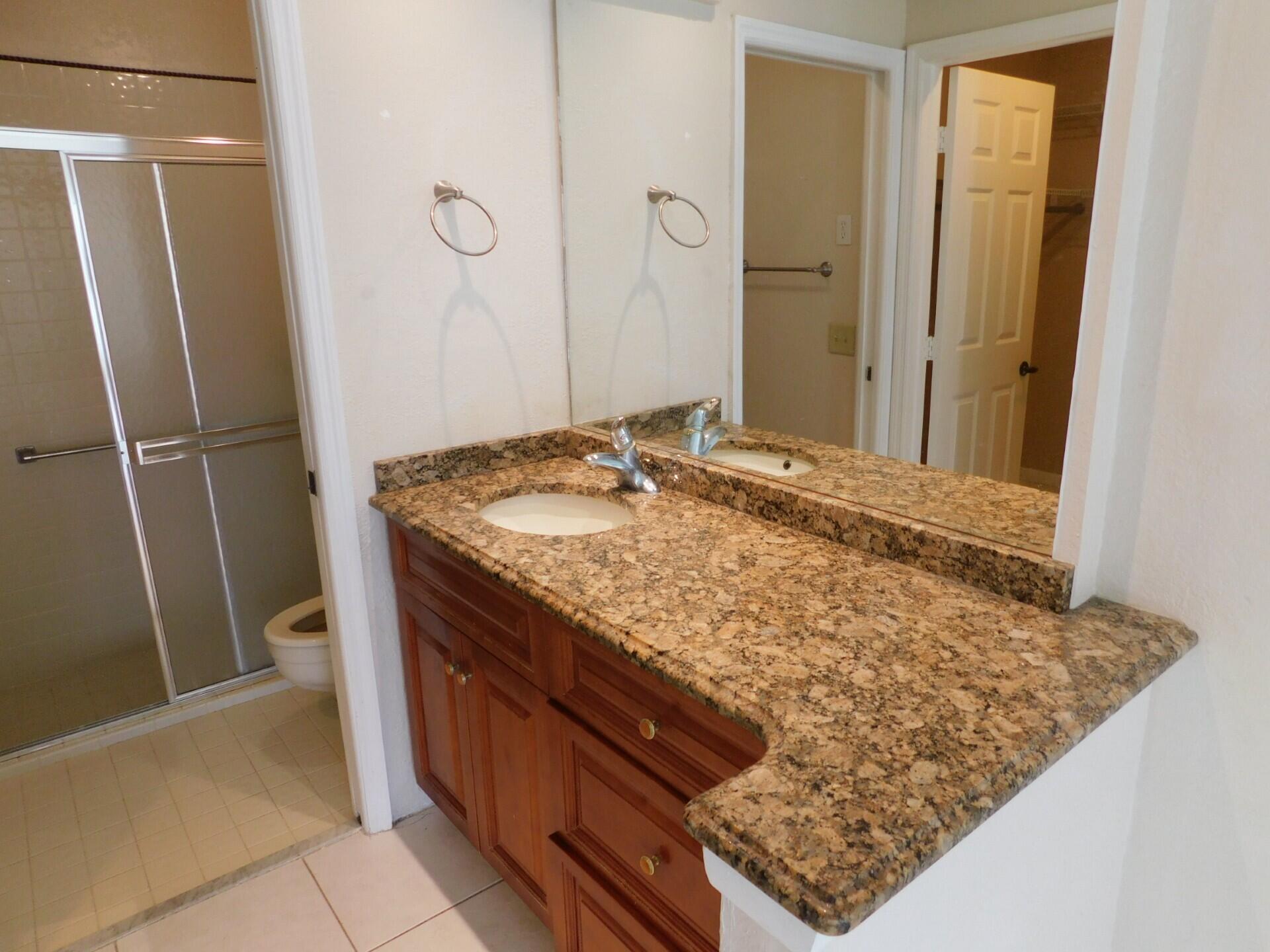 Country Greens Southpointe - Residential Lease
