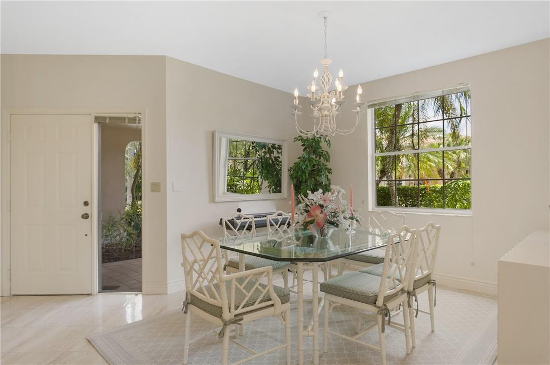 LEGENDS CONDO - Residential