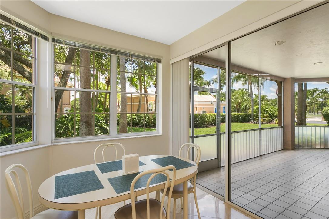 LEGENDS CONDO - Residential