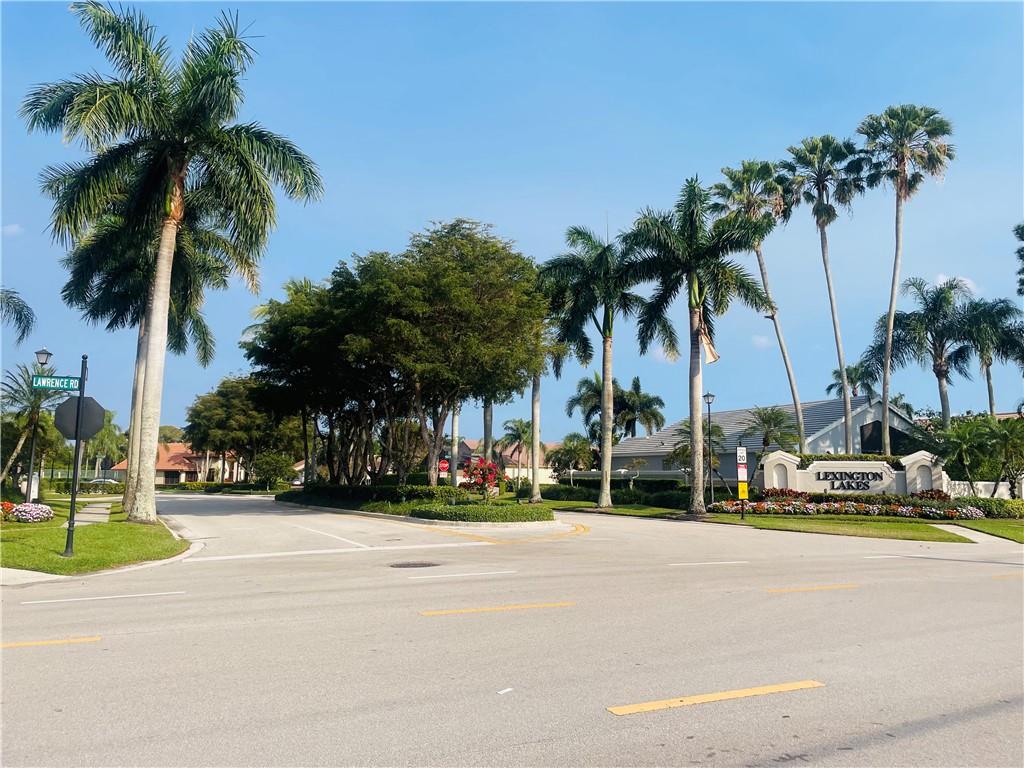Lexington Lakes - Residential