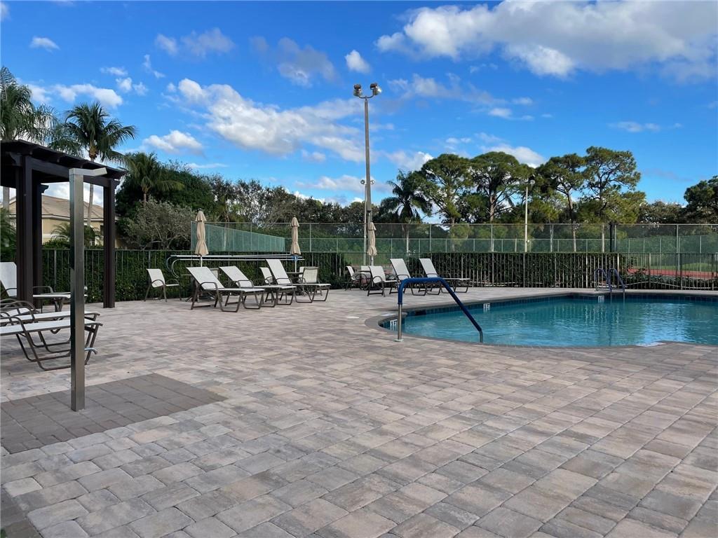 Lexington Lakes - Residential