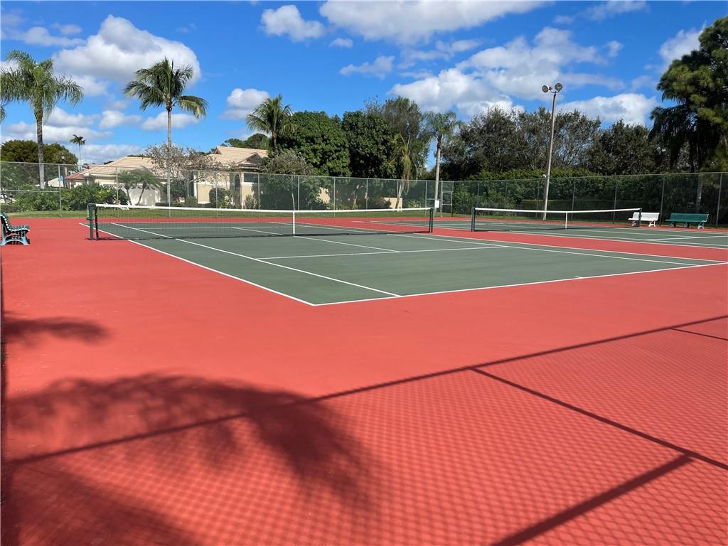 Lexington Lakes - Residential