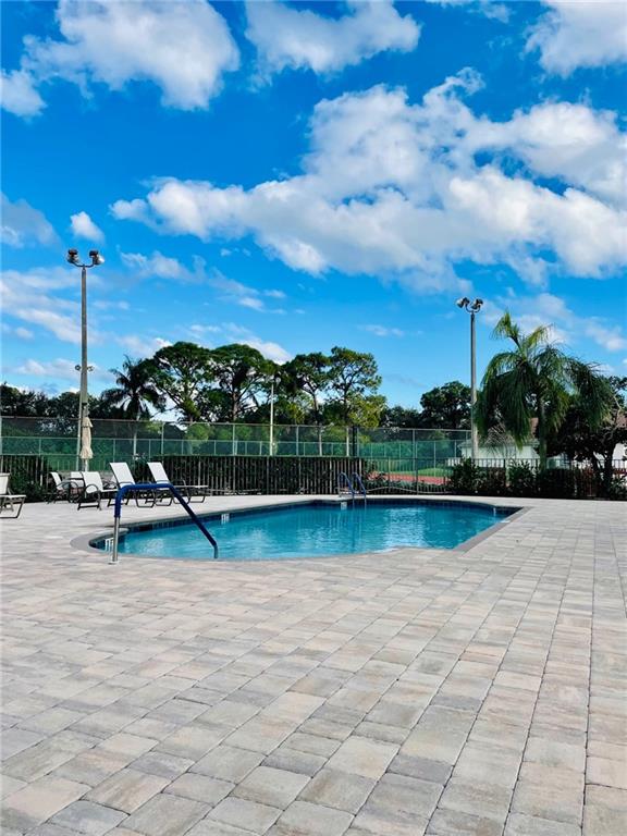 Lexington Lakes - Residential