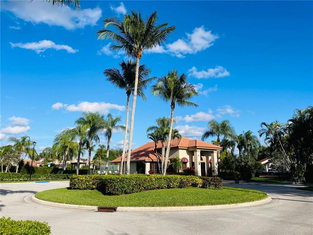 Lexington Lakes - Residential