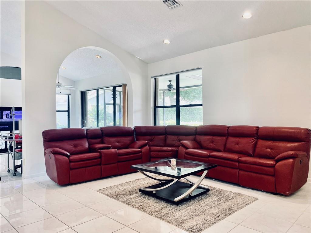 Lexington Lakes - Residential