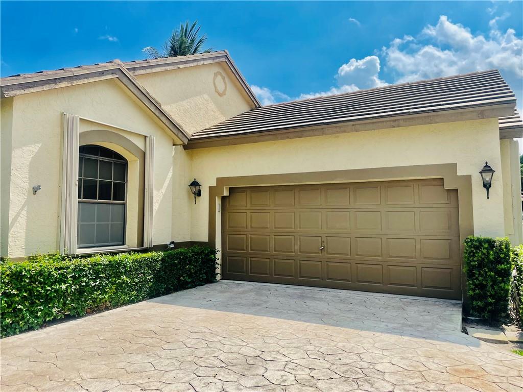 Lexington Lakes - Residential