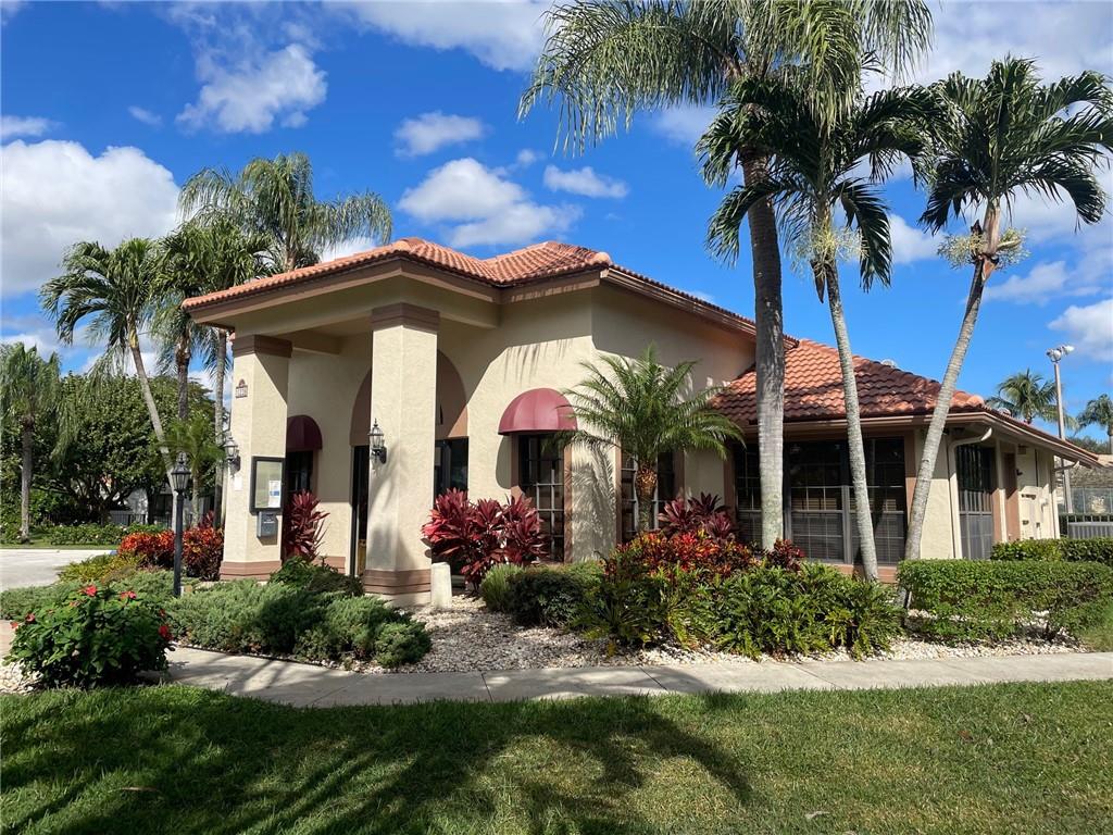 Lexington Lakes - Residential