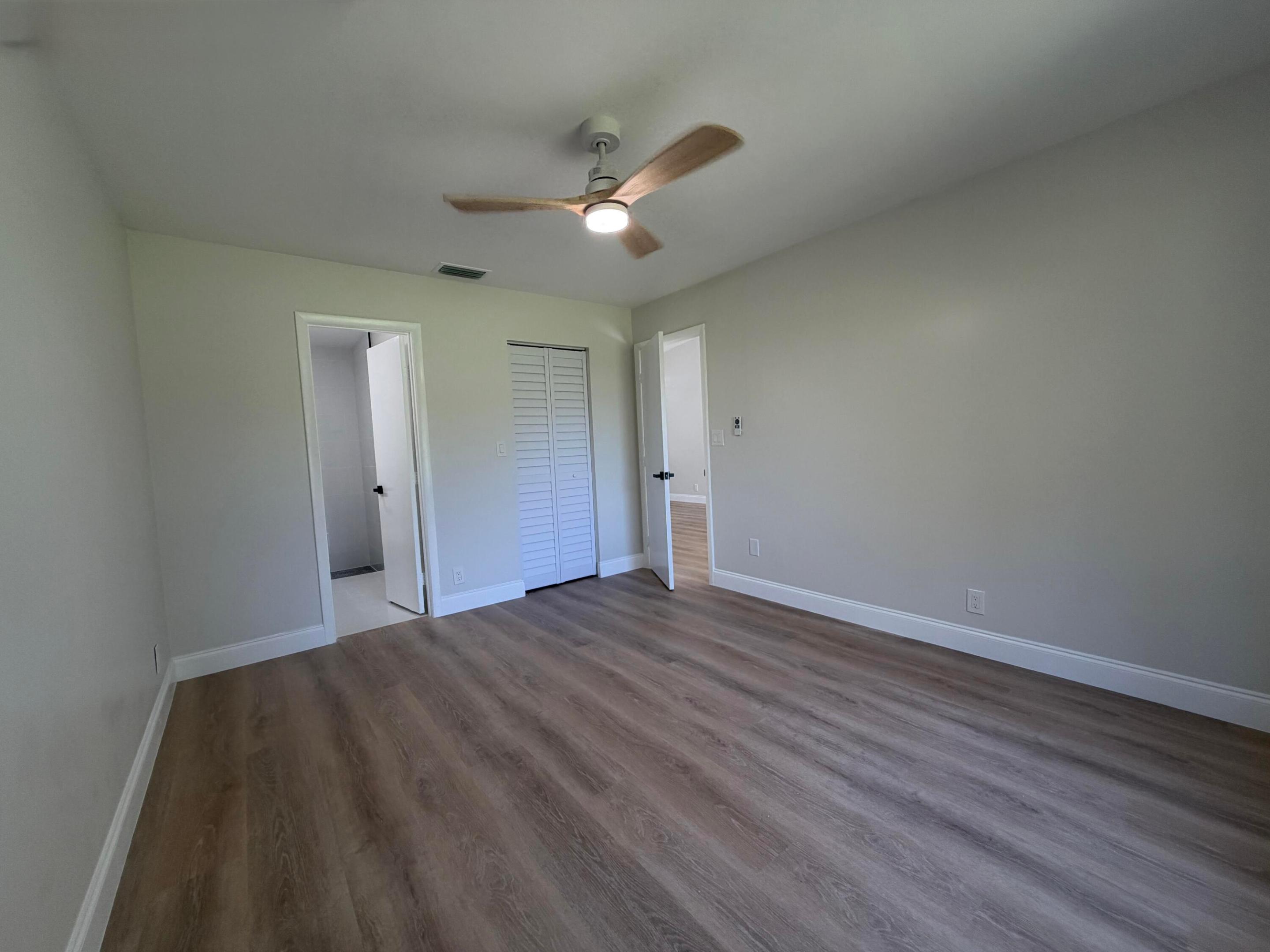 WHISPER WALK - Residential