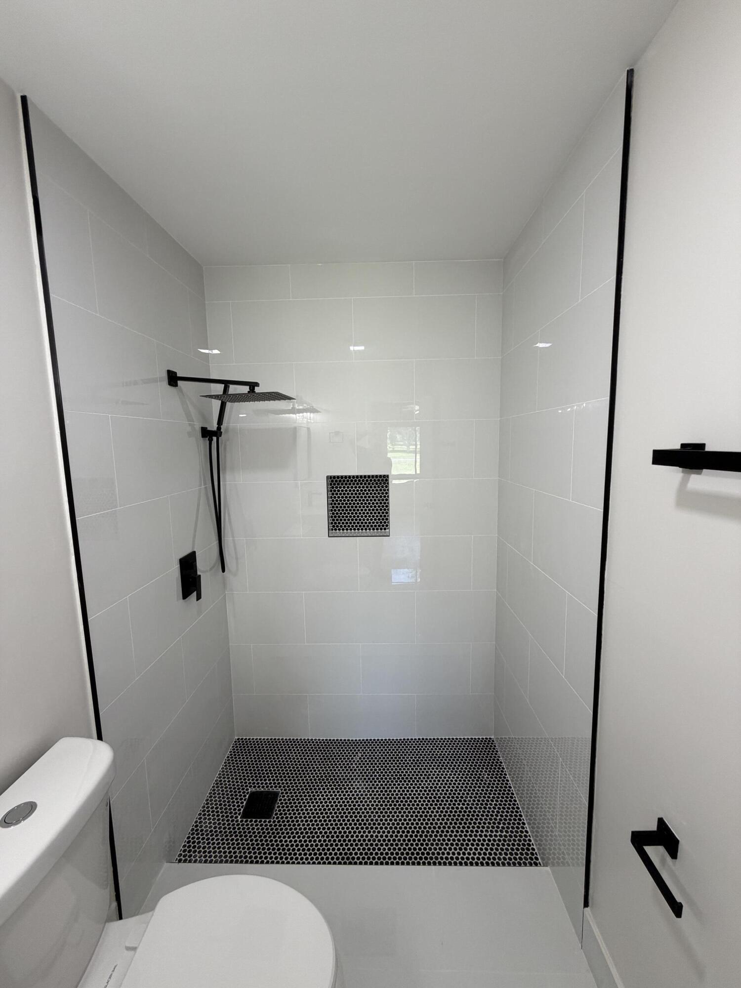 WHISPER WALK - Residential