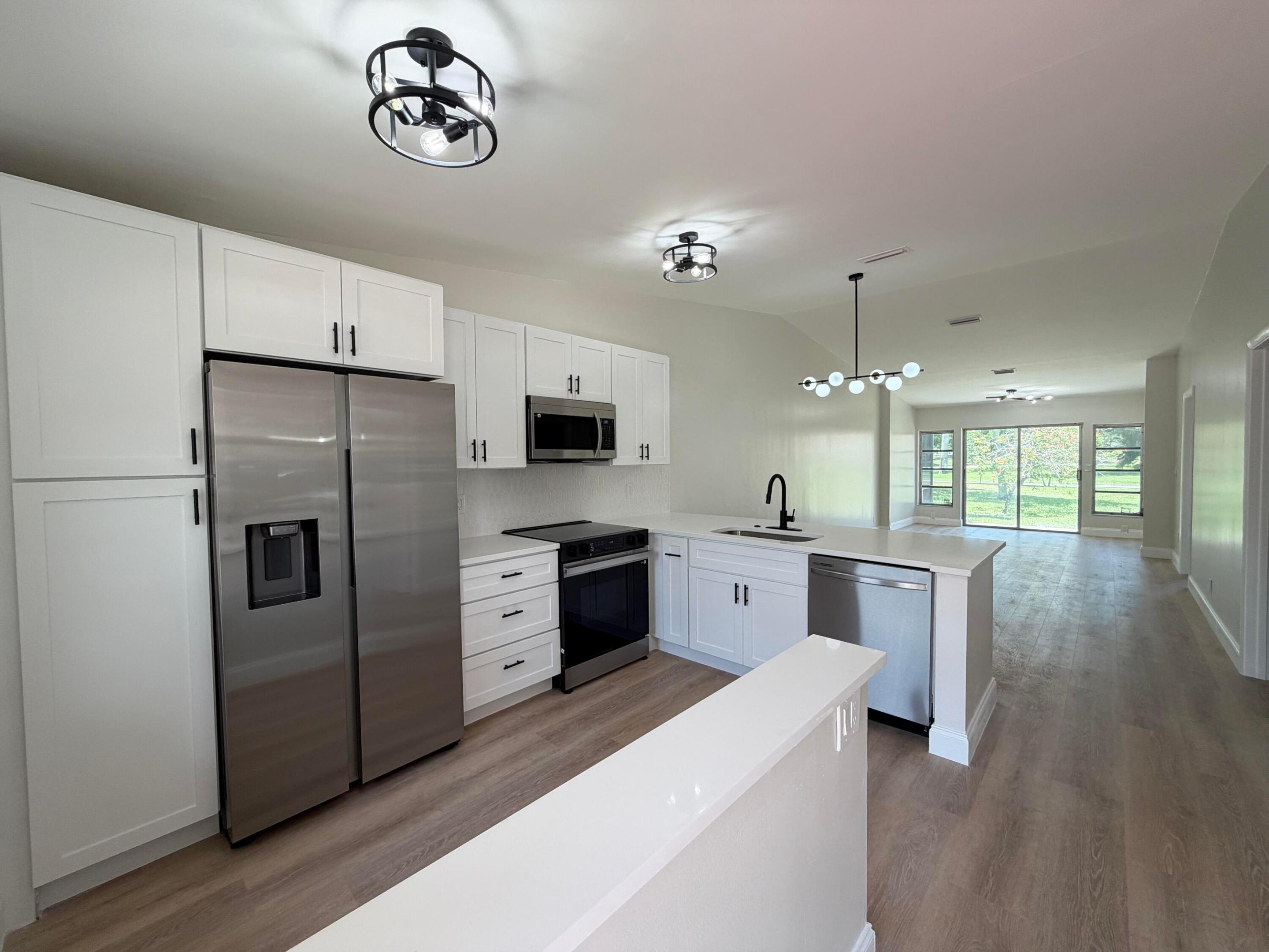 WHISPER WALK - Residential