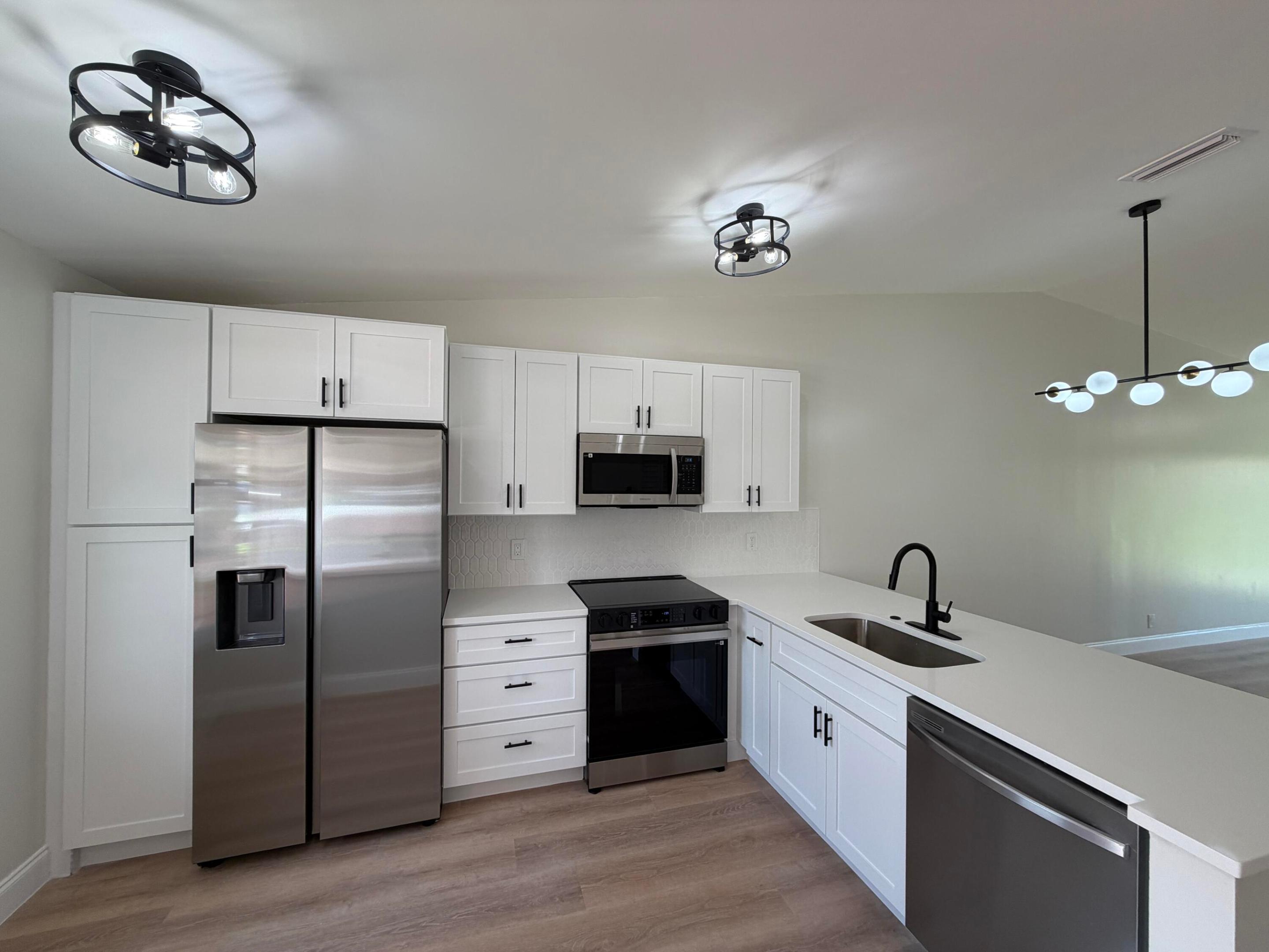 WHISPER WALK - Residential