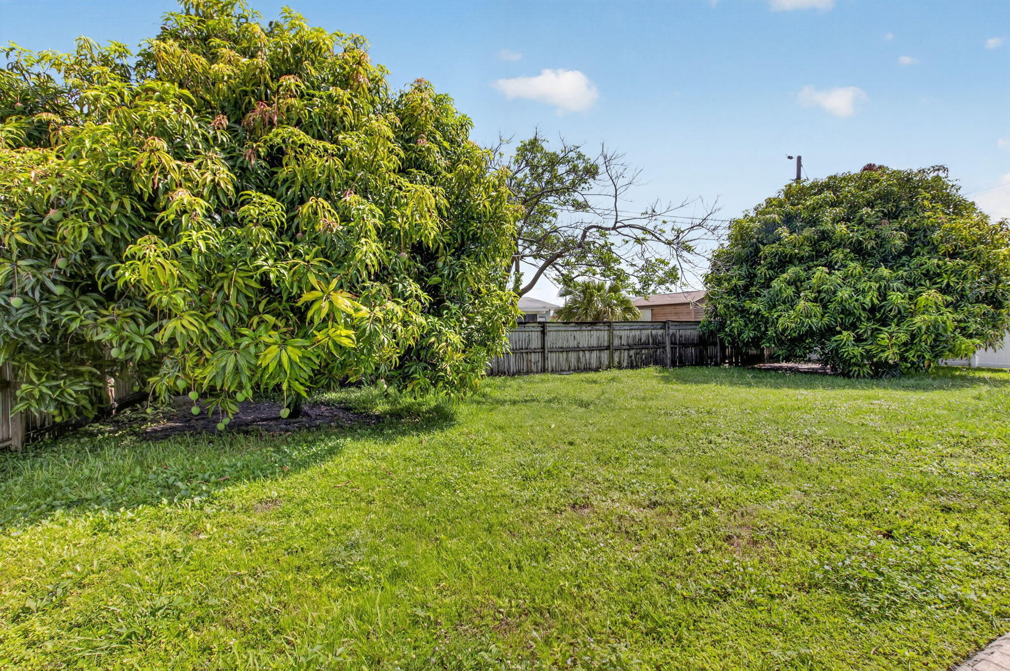 SPANISH VILLAGE - Residential Lease