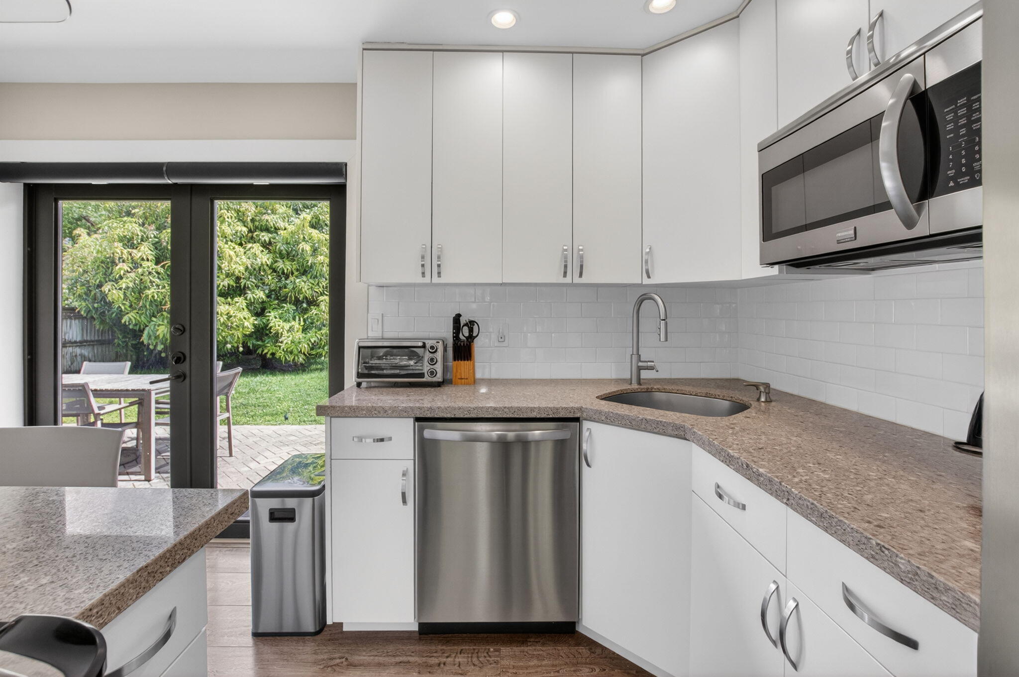 SPANISH VILLAGE - Residential Lease