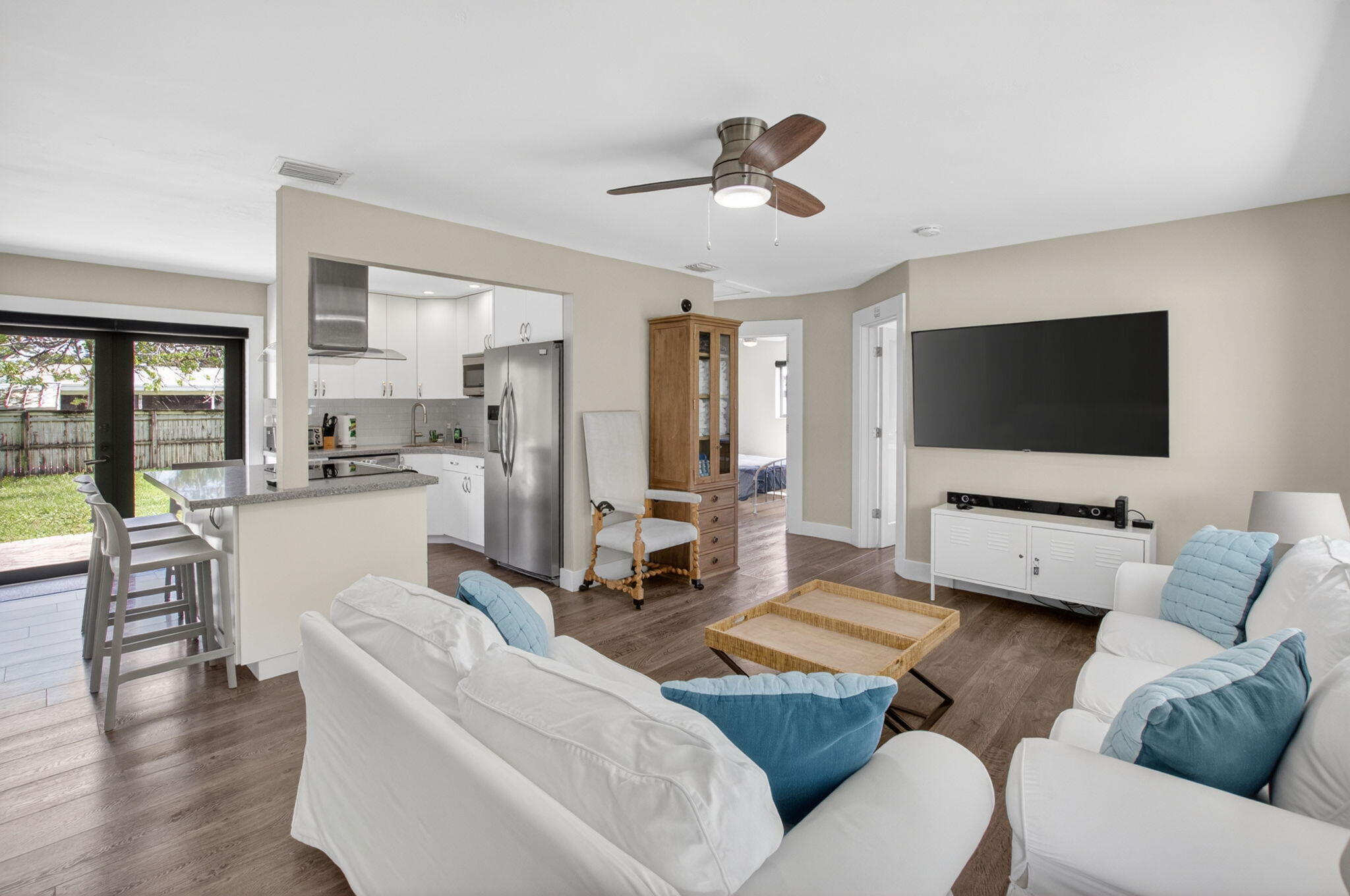 SPANISH VILLAGE - Residential Lease