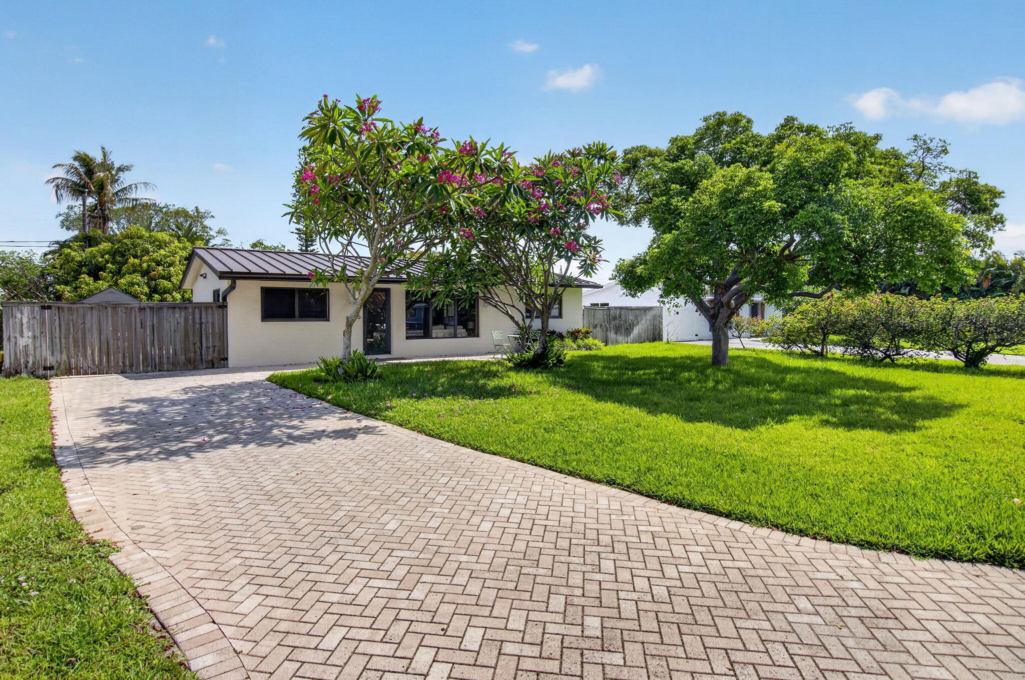 SPANISH VILLAGE - Residential Lease