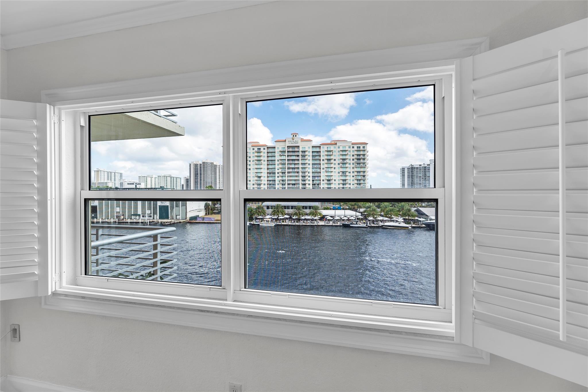 LAUDERDALE TOWER - Residential