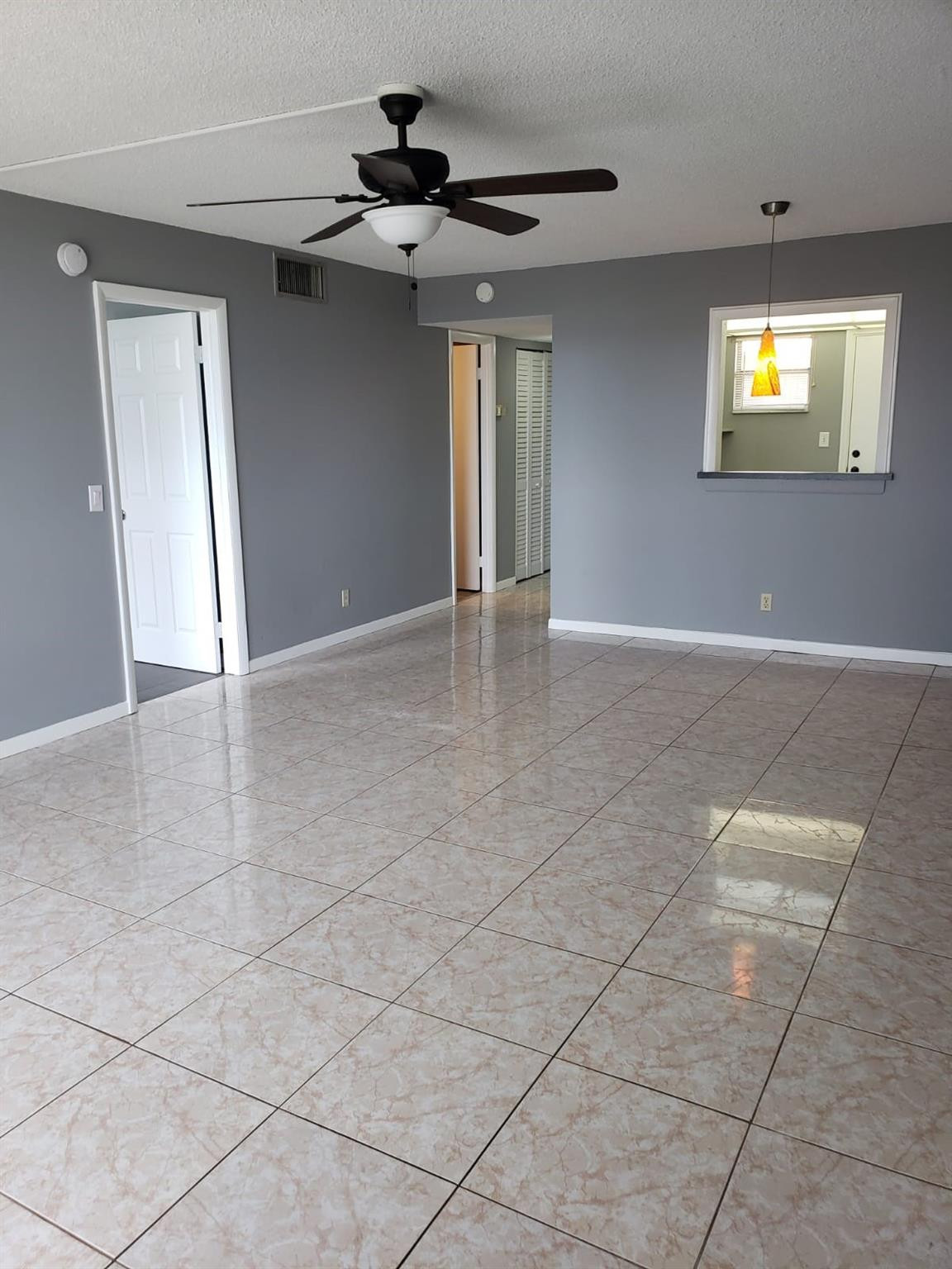 POLYNESIAN GARDENS CONDOMINIUM - Residential Lease