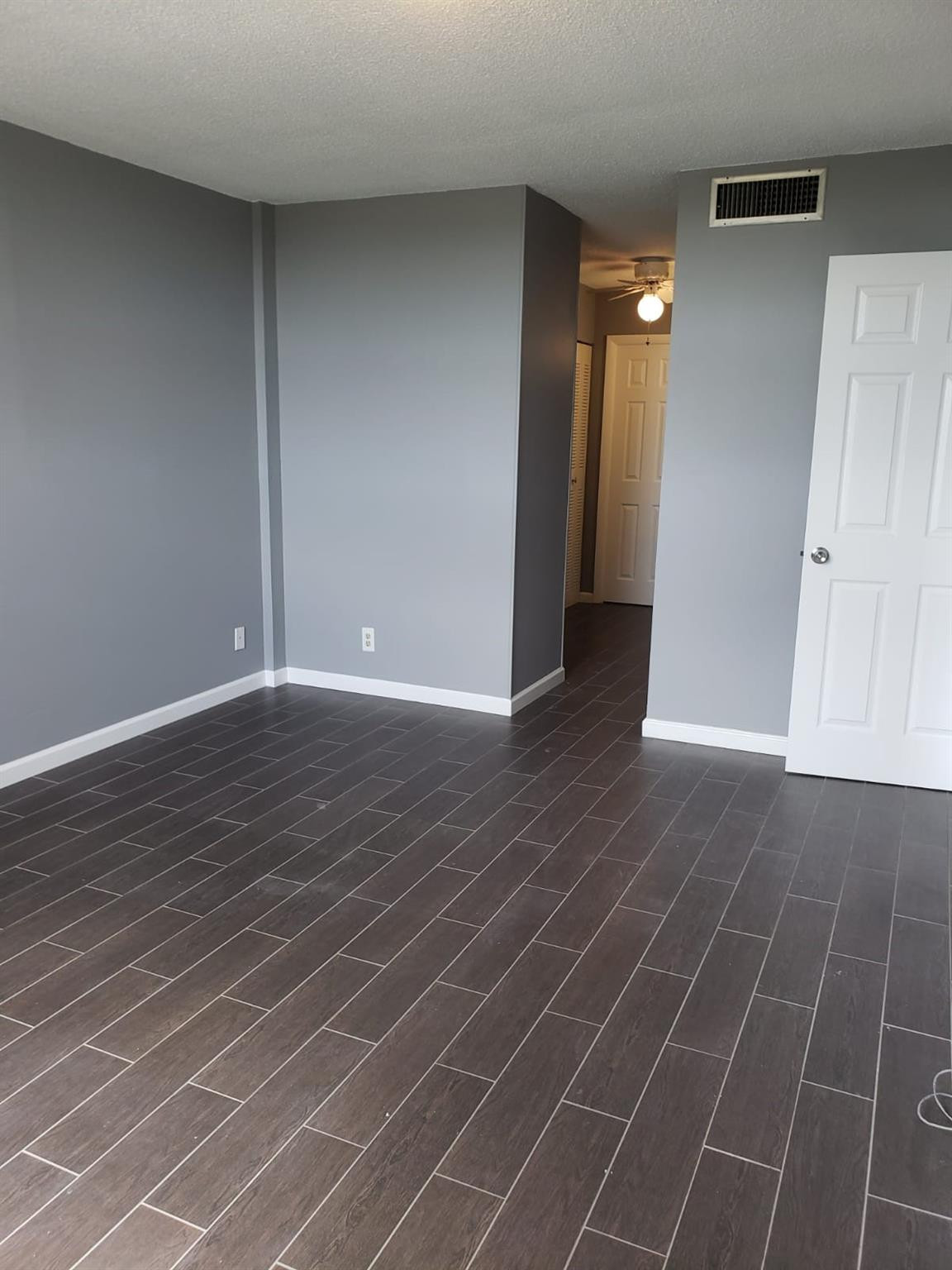 POLYNESIAN GARDENS CONDOMINIUM - Residential Lease
