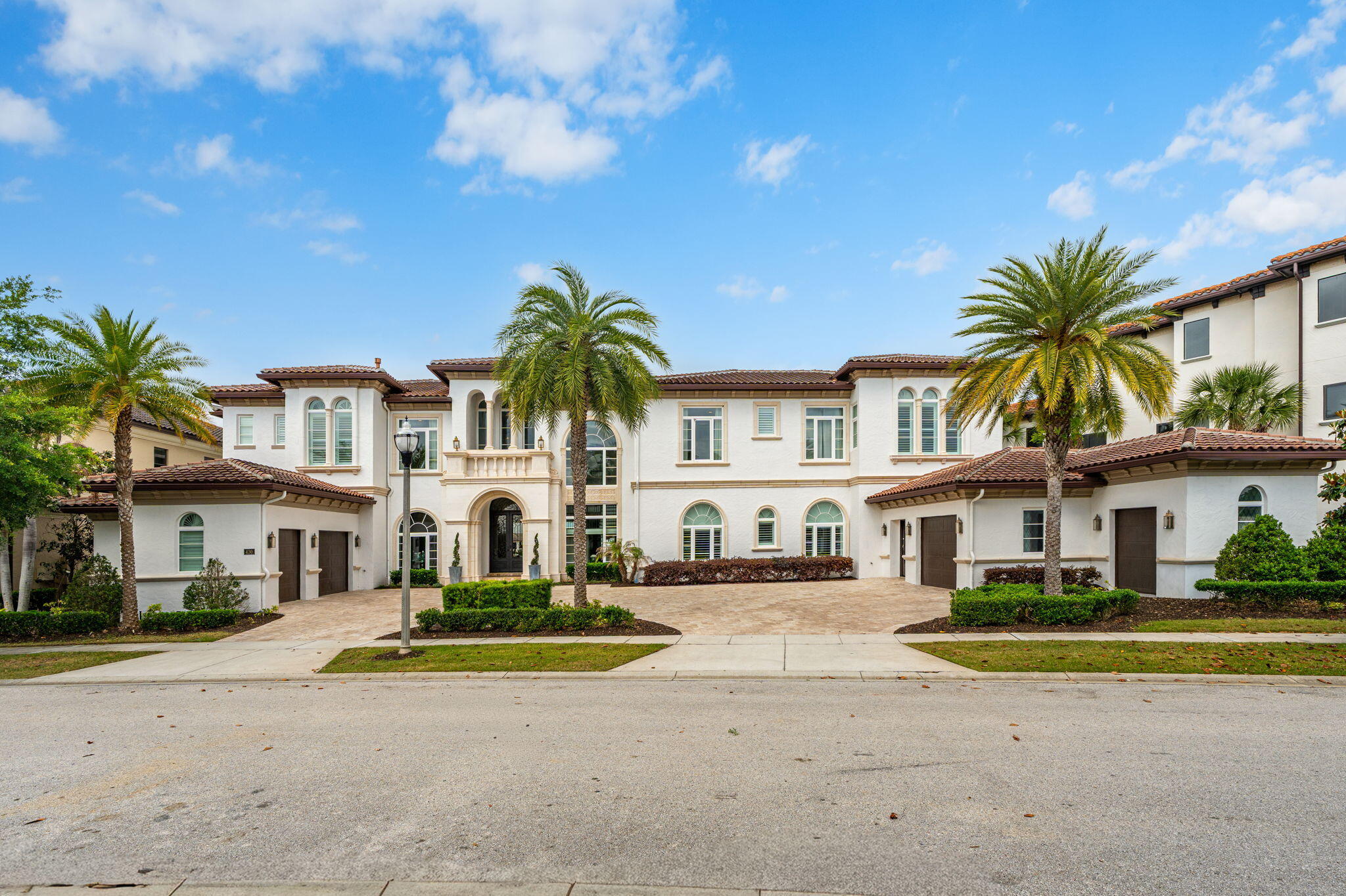 REUNION WEST VLGS NORTH - Residential