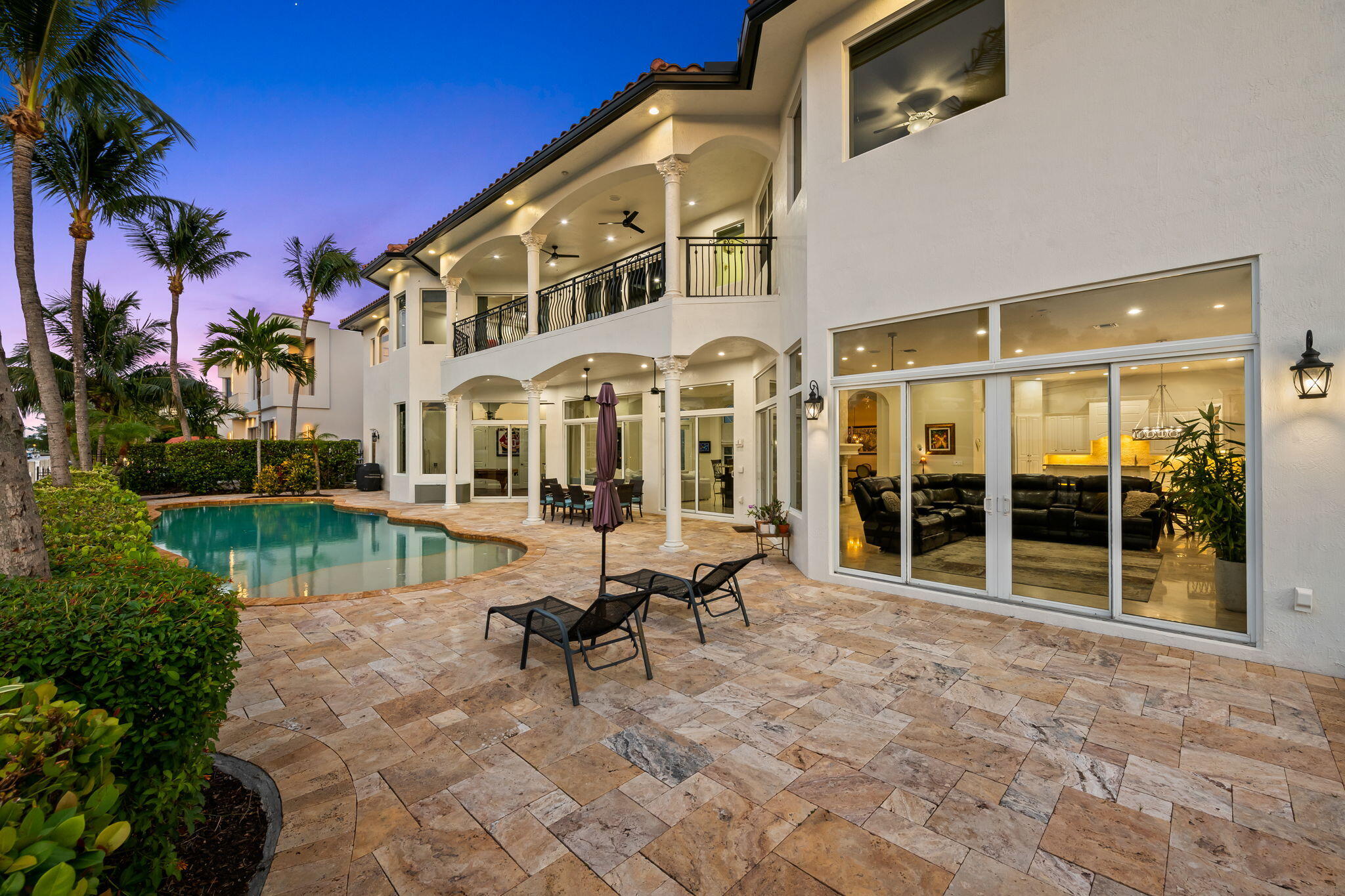 COUNTRY CLUB ISLES - Residential