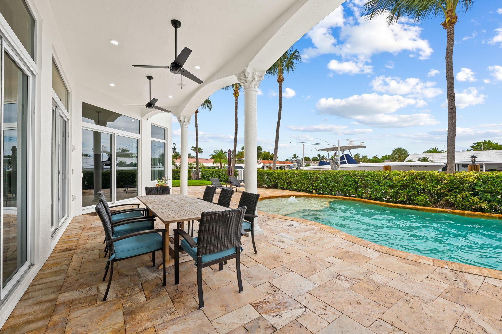 COUNTRY CLUB ISLES - Residential