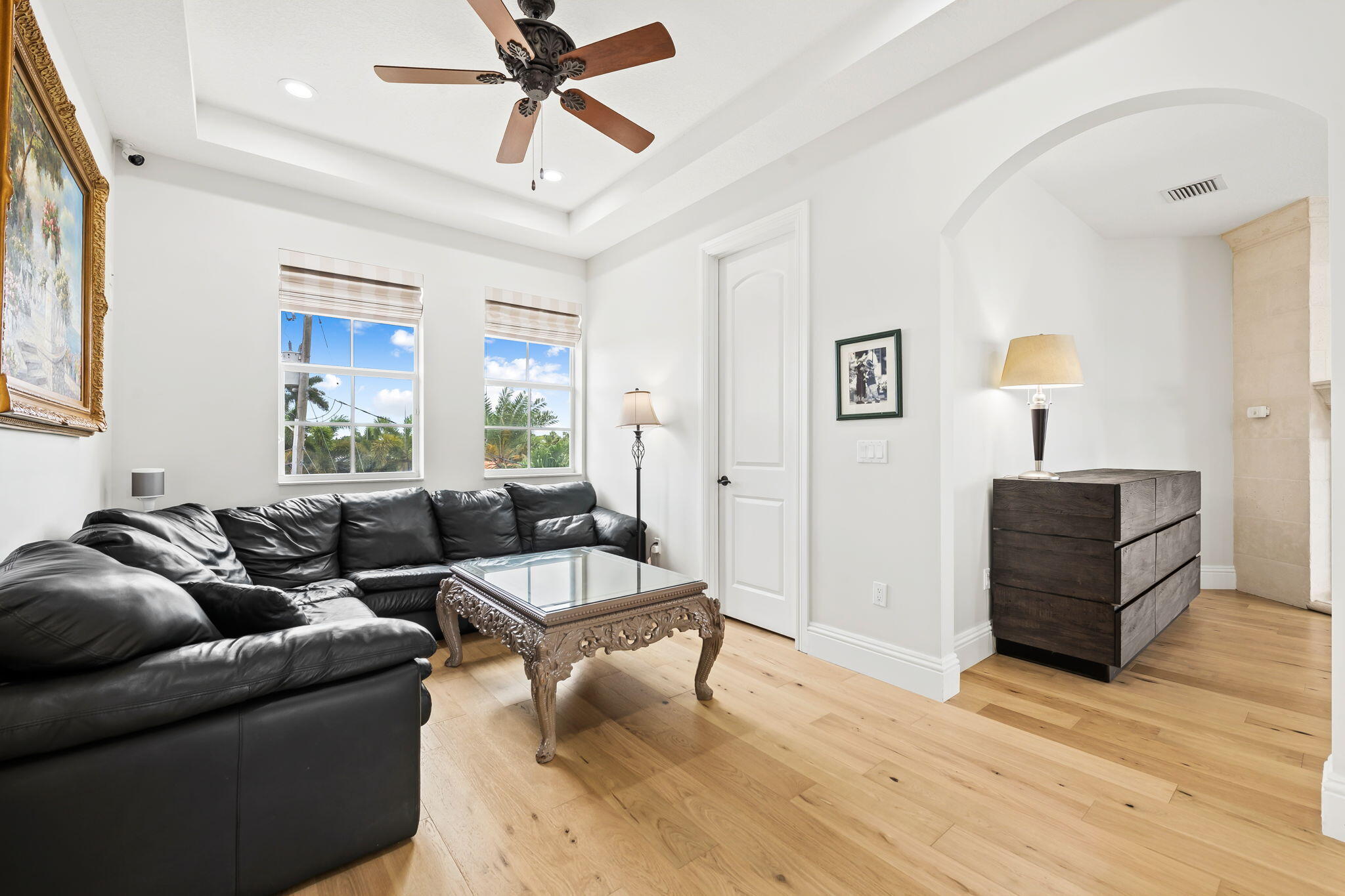 COUNTRY CLUB ISLES - Residential