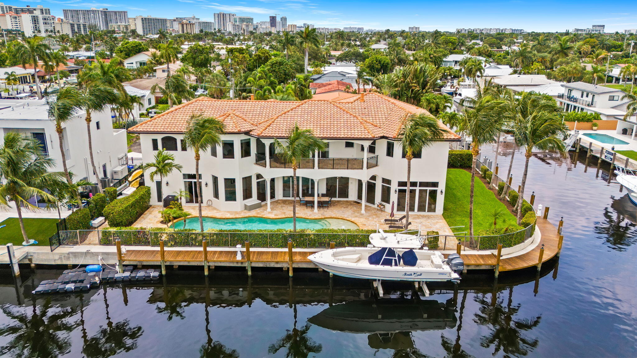 COUNTRY CLUB ISLES - Residential