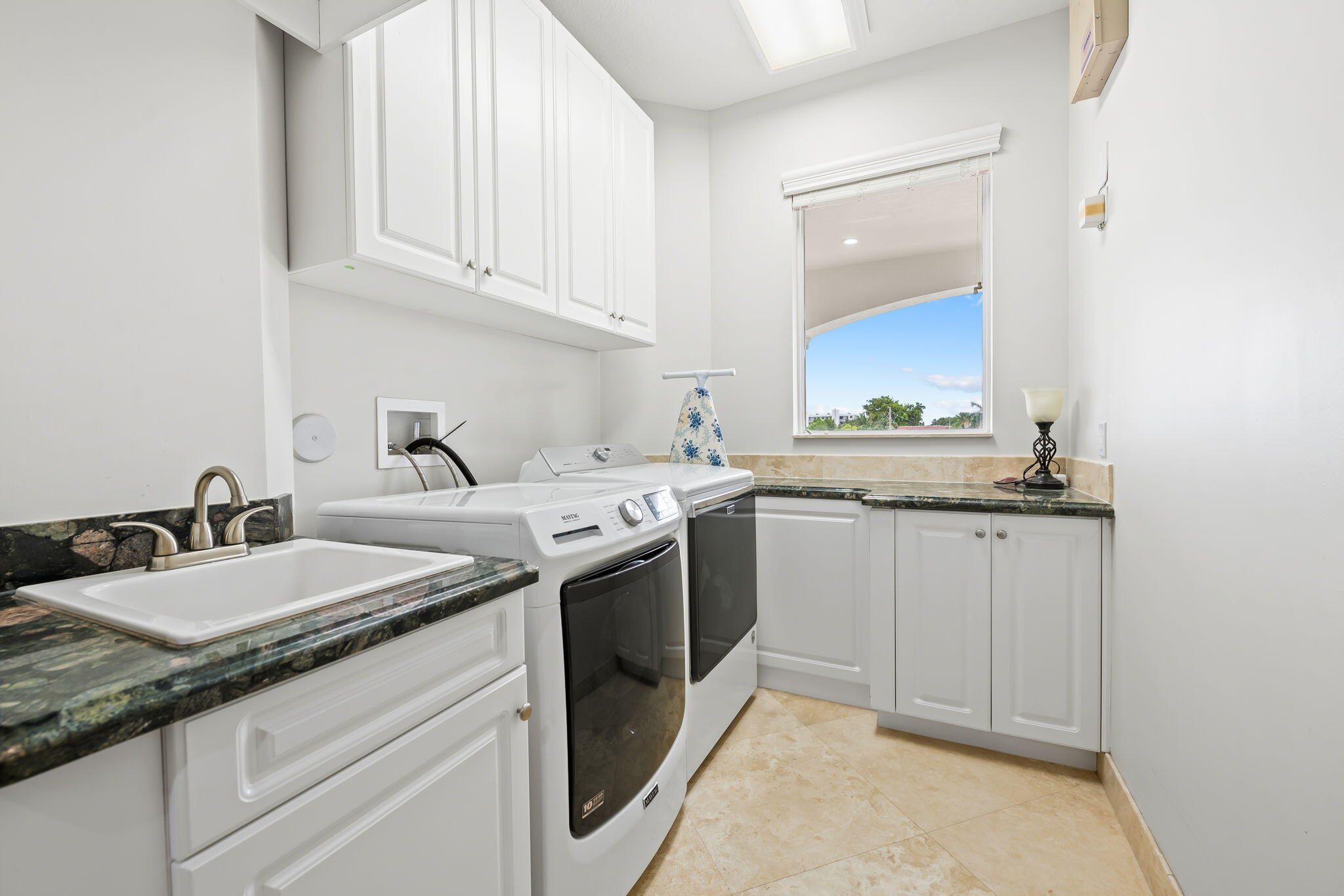 COUNTRY CLUB ISLES - Residential