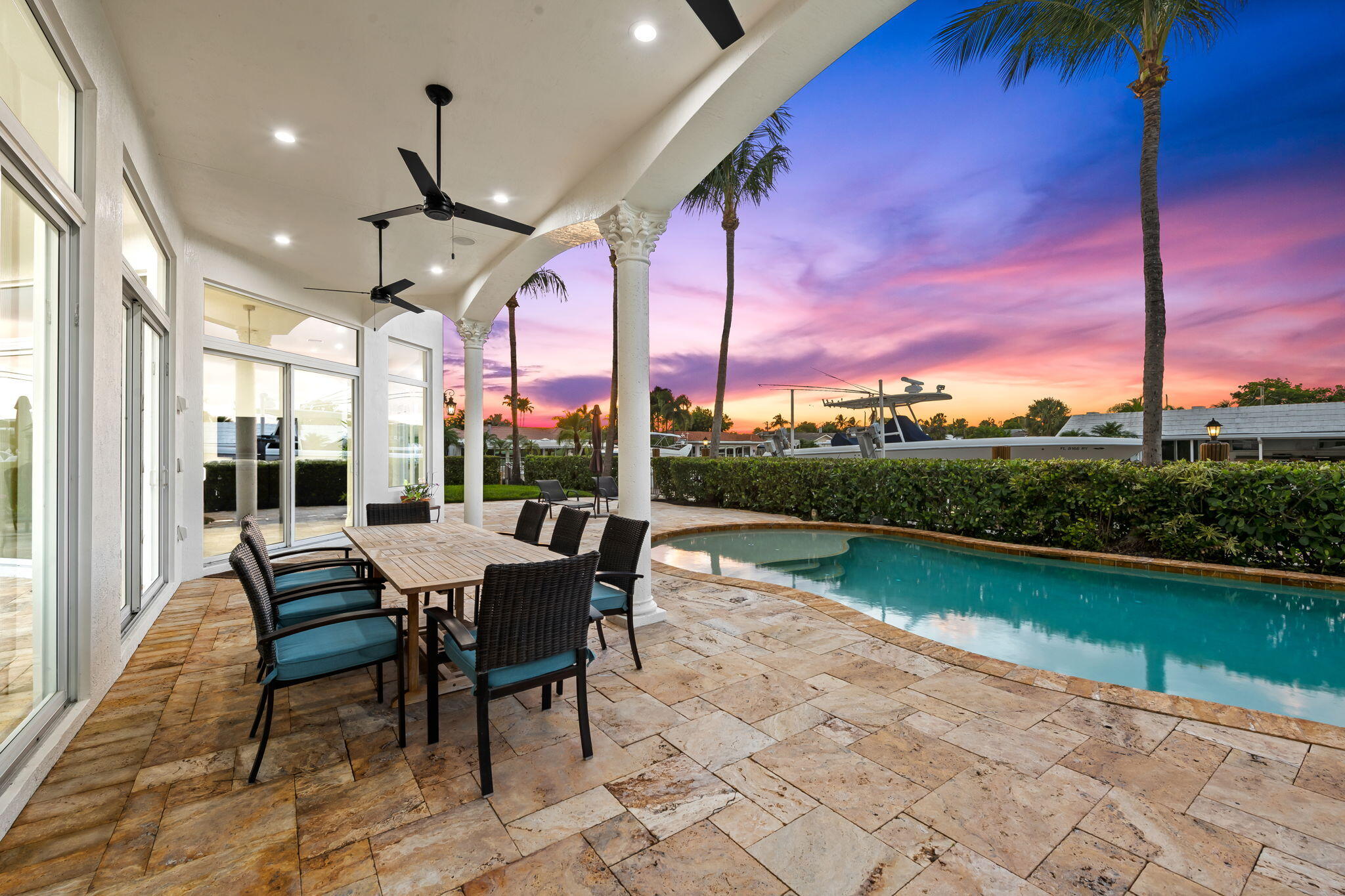 COUNTRY CLUB ISLES - Residential