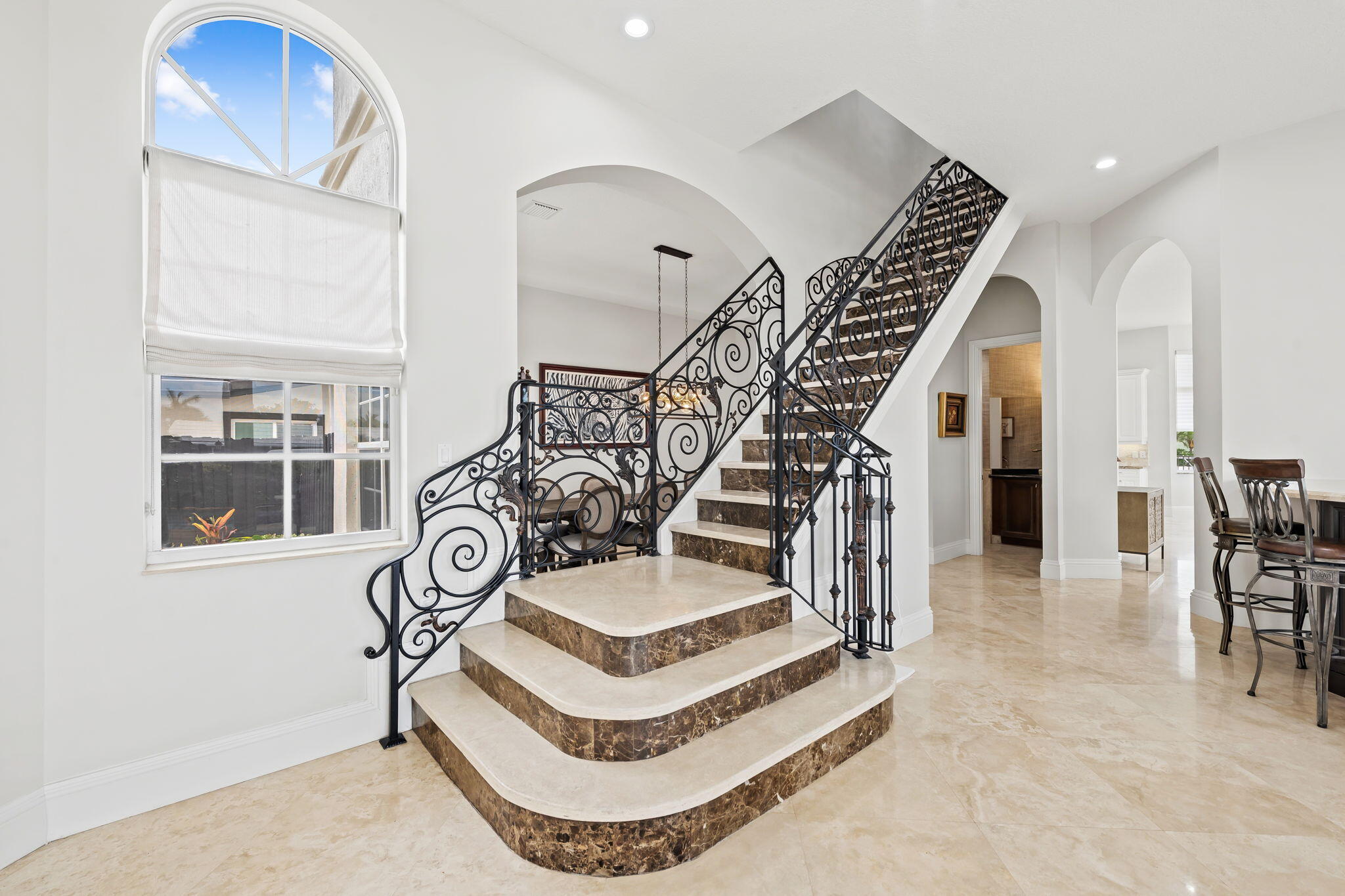 COUNTRY CLUB ISLES - Residential